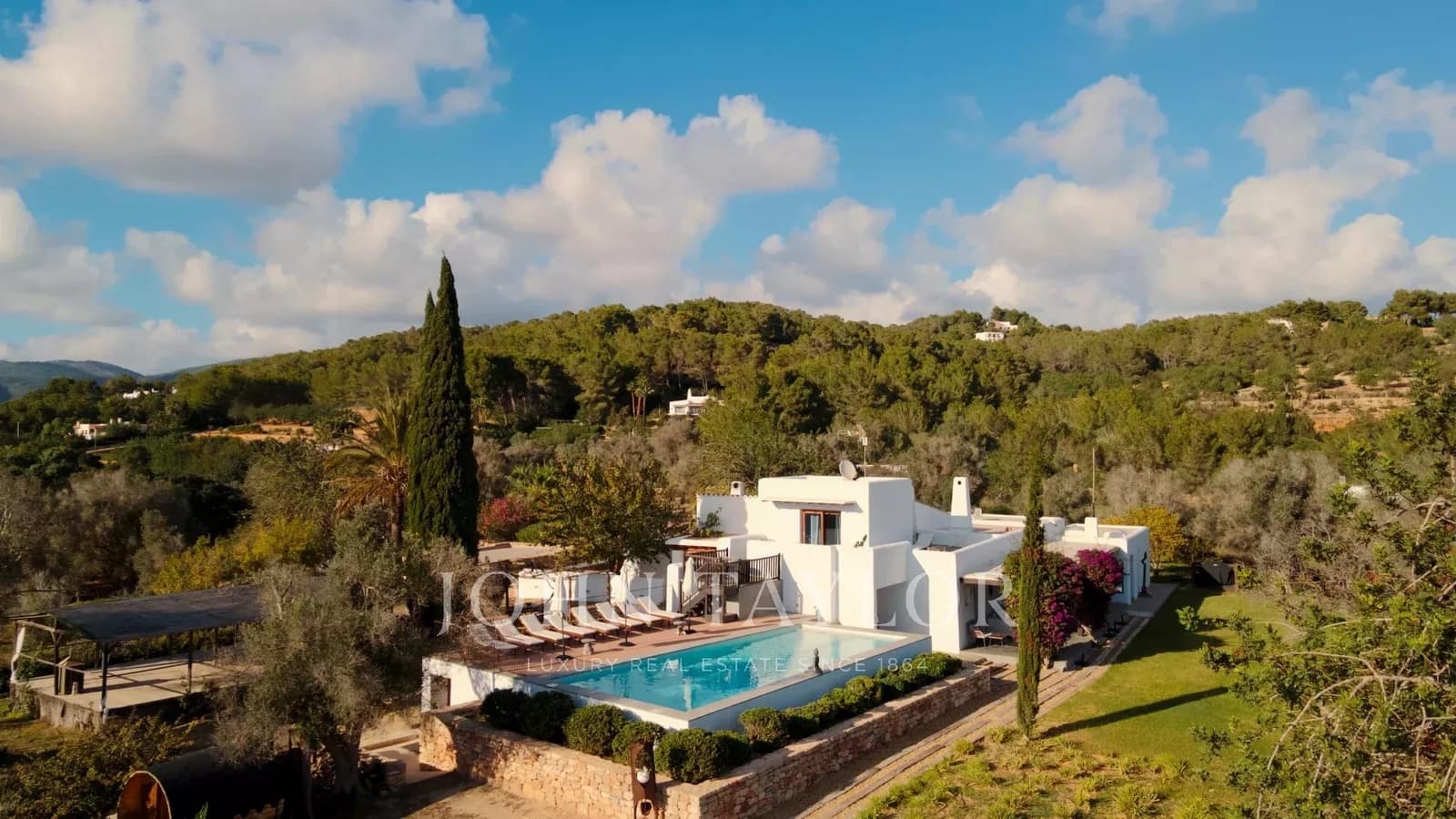 12 Zimmer Ferienvilla in Sant Carles de Peralta mit Pool - 20.500 € (Ref: 9428675)