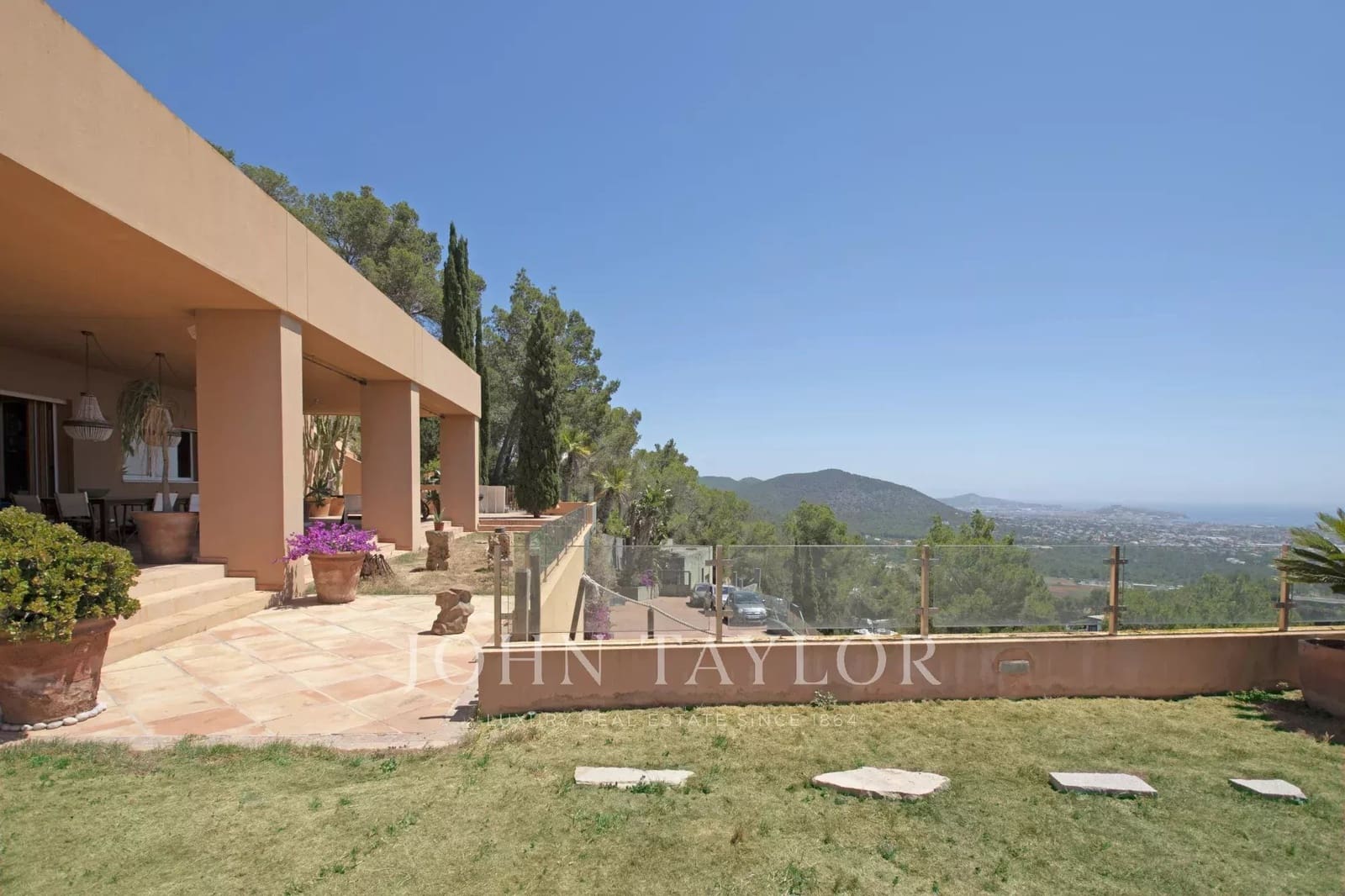 7 bedroom Villa for sale in San Jose / Sant Josep de Sa Talaia with pool - € 6,500,000 (Ref: 9428678)