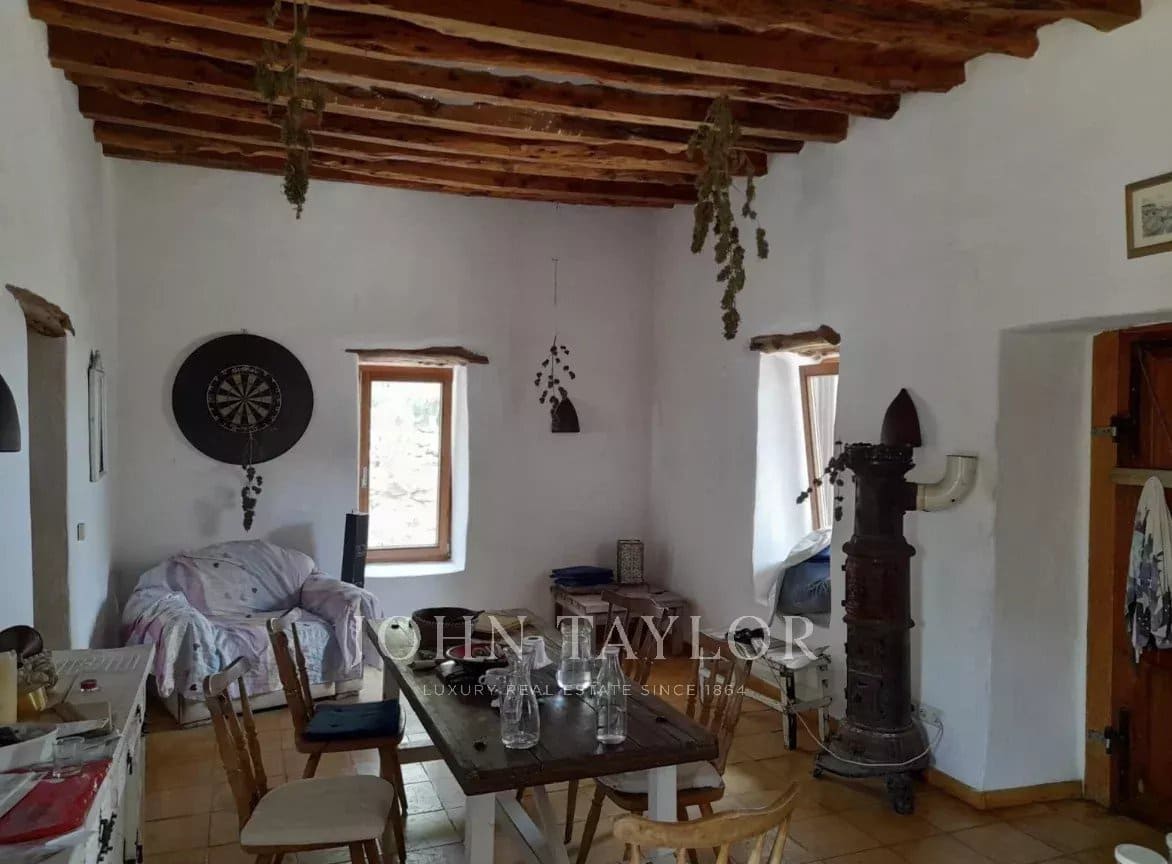 3 bedroom Apartment for sale in Santa Eulalia / Santa Eularia - € 5,300,000 (Ref: 9428680)