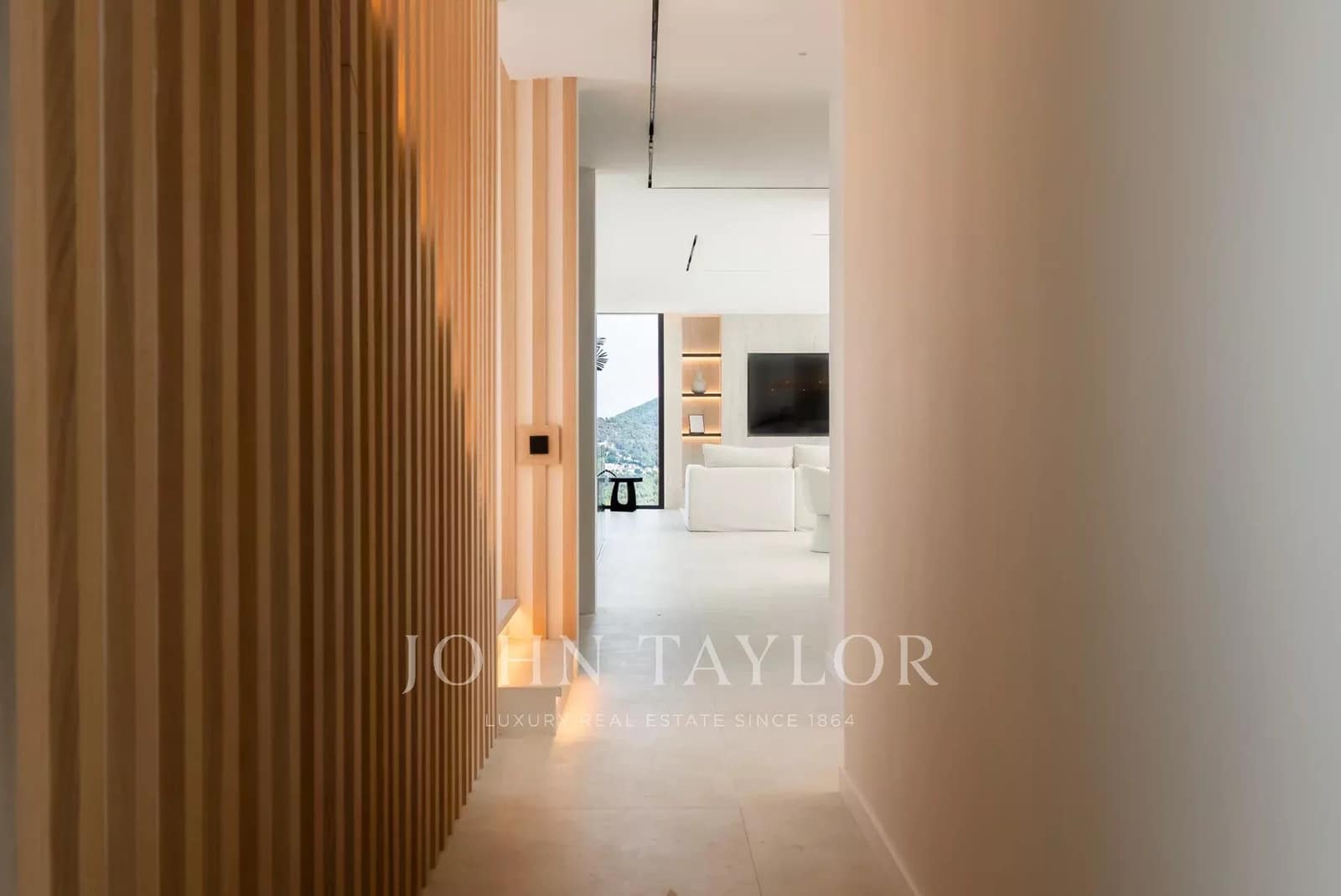 Chalet de 7 habitaciones en Roca Llisa en venta con piscina - 6.800.000 € (Ref: 9428682)