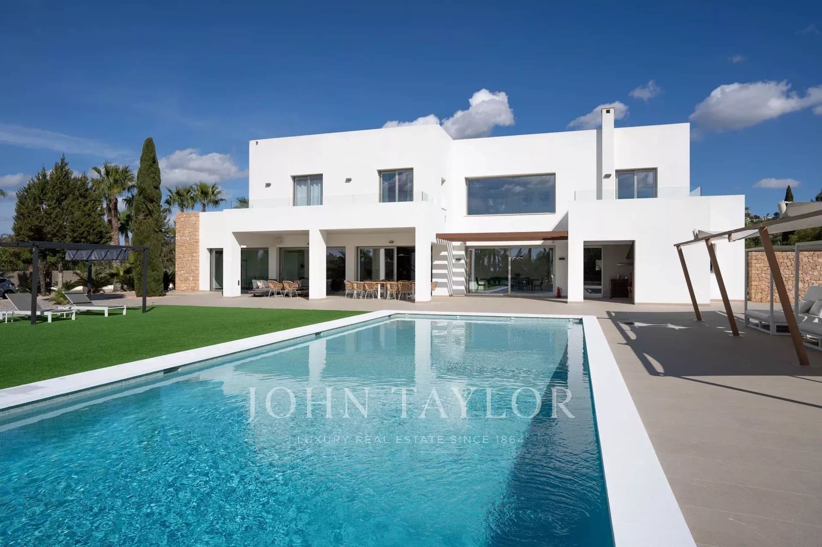 7 bedroom Villa for holiday rental in Nuestra Senora de Jesus with pool - € 15,400 (Ref: 9428687)