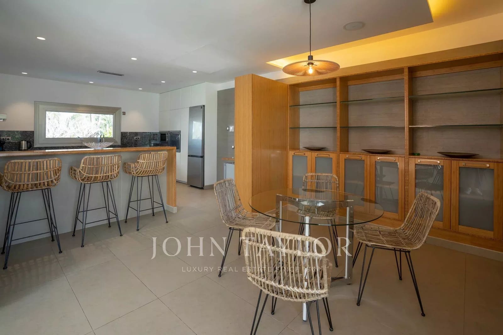 7 bedroom Villa for holiday rental in Nuestra Senora de Jesus with pool - € 15,400 (Ref: 9428687)