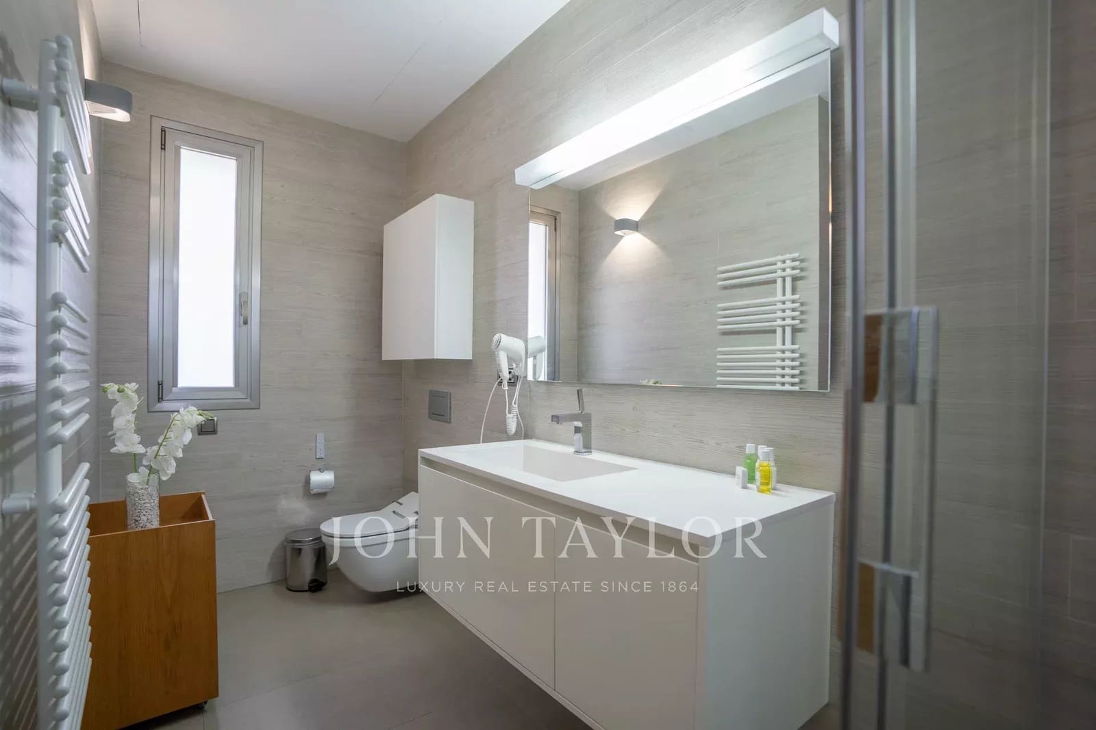 7 bedroom Villa for holiday rental in Nuestra Senora de Jesus with pool - € 15,400 (Ref: 9428687)