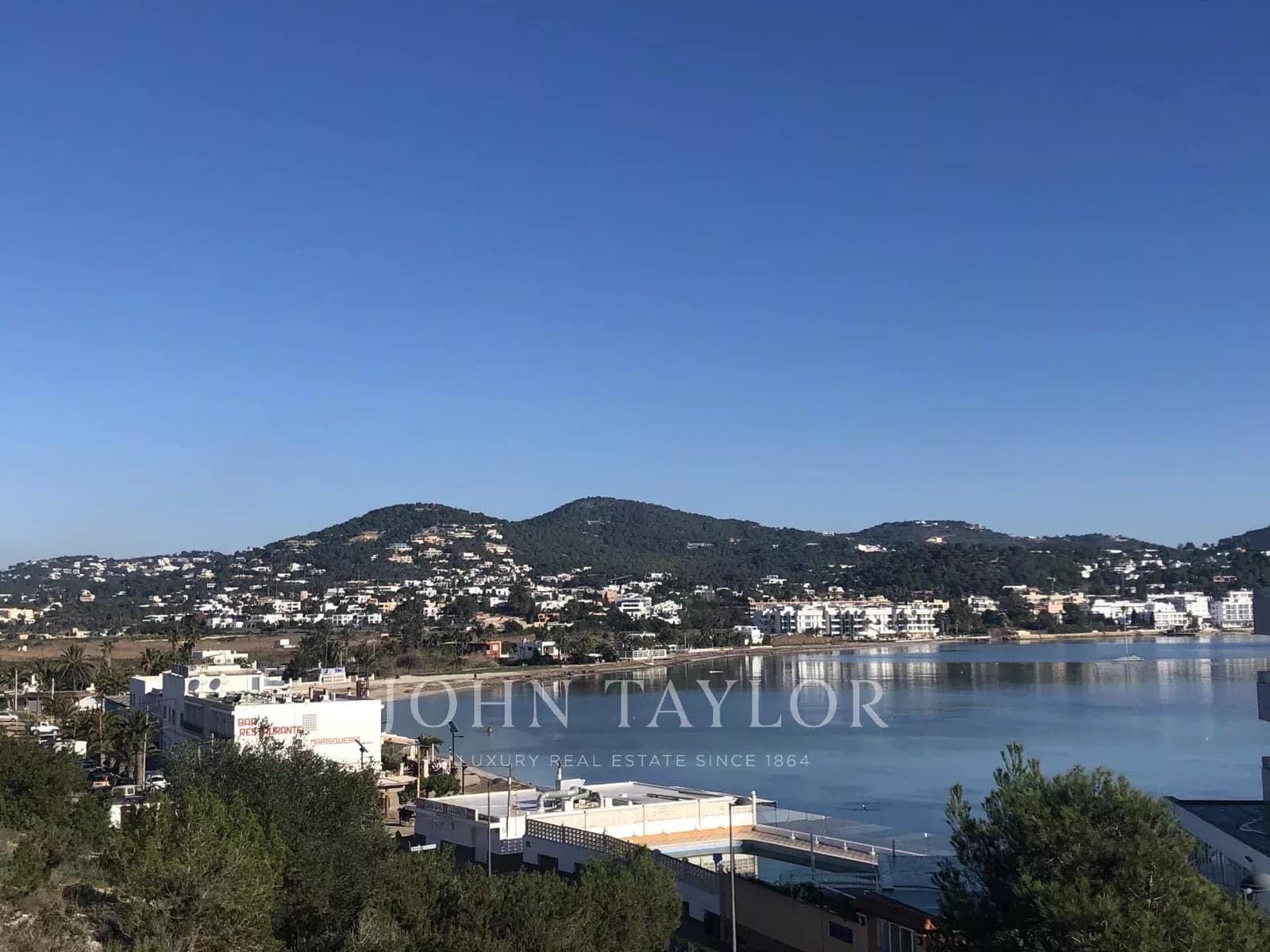3 Zimmer Ferienapartment in Ibiza / Eivissa Stadt mit Pool - 3.682 € (Ref: 9428688)