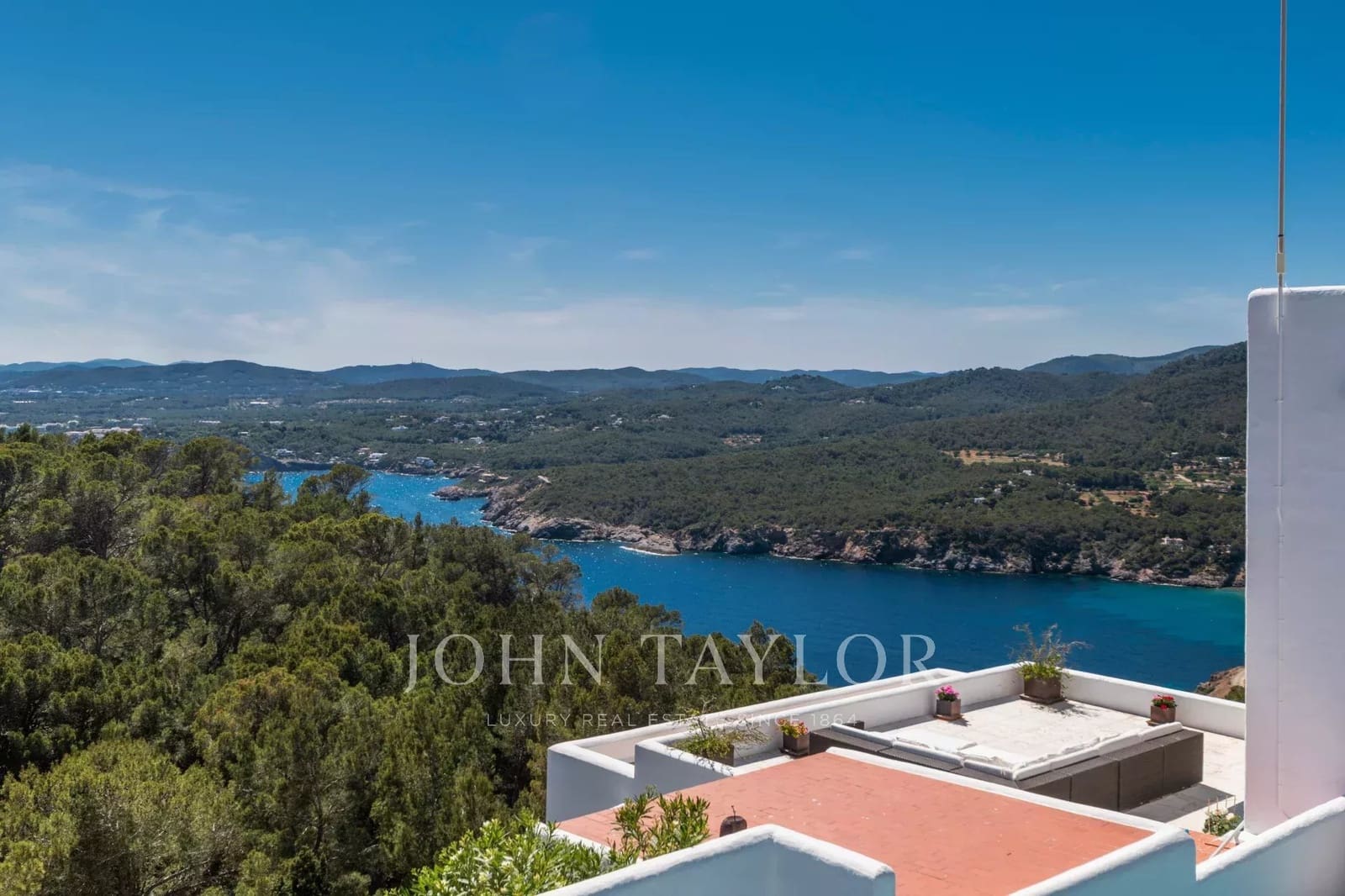9 sovrum Villa till salu i Santa Eulalia / Santa Eularia med pool - 45 000 000 € (Ref: 9428690)