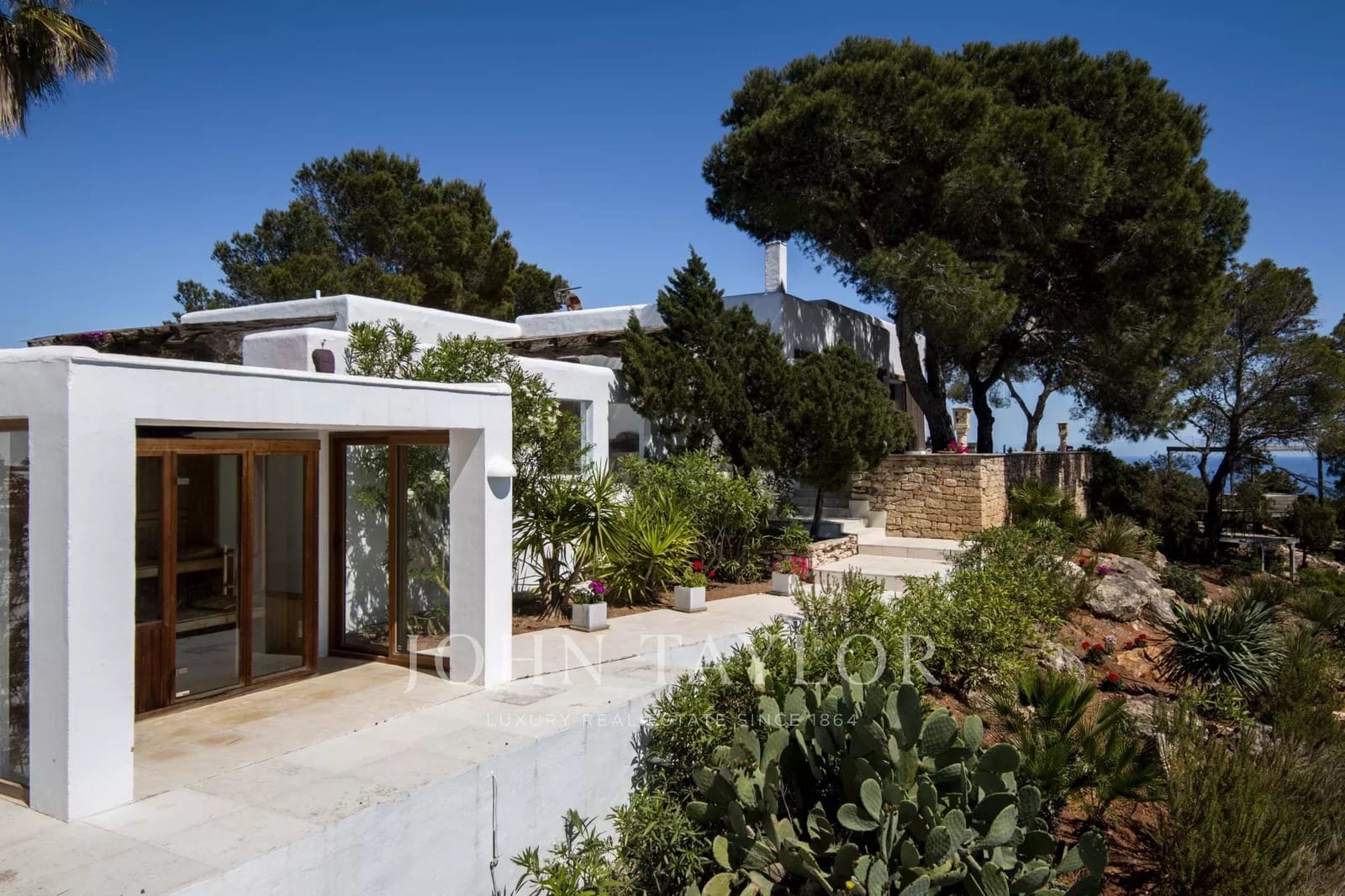 9 sovrum Villa till salu i Santa Eulalia / Santa Eularia med pool - 45 000 000 € (Ref: 9428690)