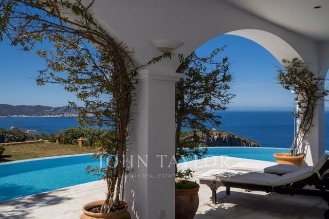 9 sovrum Villa till salu i Santa Eulalia / Santa Eularia med pool - 45 000 000 € (Ref: 9428690)