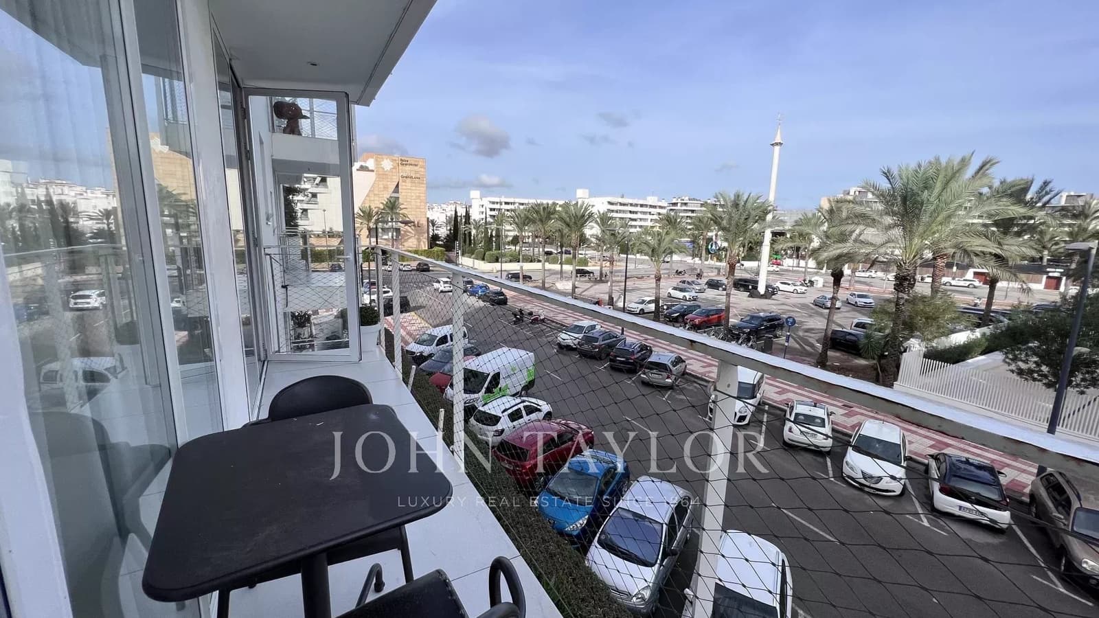 2 sypialnia Apartament do wynajęcia w Miasto Ibiza / Eivissa z basenem garażem - 3 000 € (Ref: 9428692)