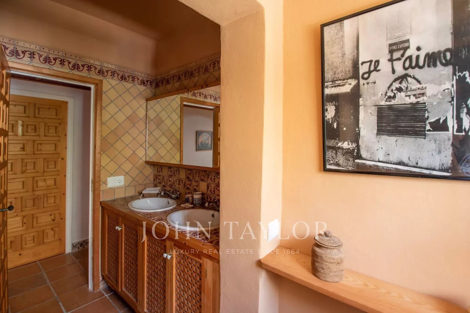 6 bedroom Apartment for holiday rental in Cala d'en Bou with pool - € 5,523 (Ref: 9428695)