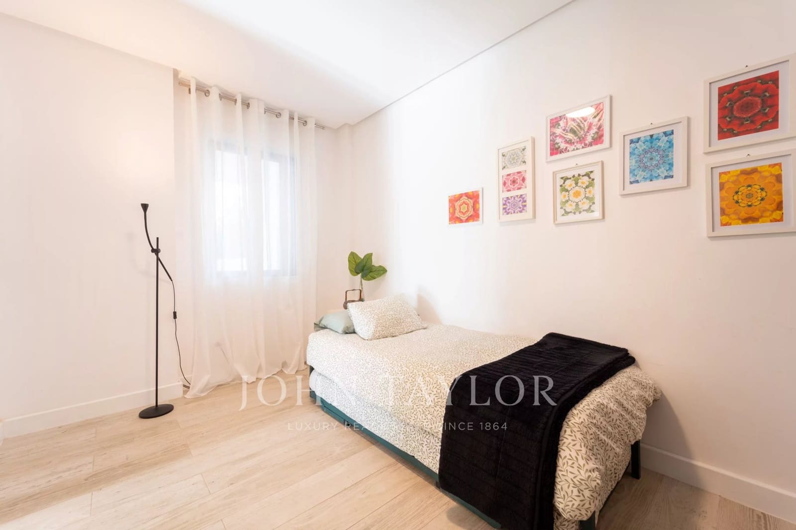 3 bedroom Apartment for sale in Santa Eulalia / Santa Eularia - € 1,090,000 (Ref: 9493943)