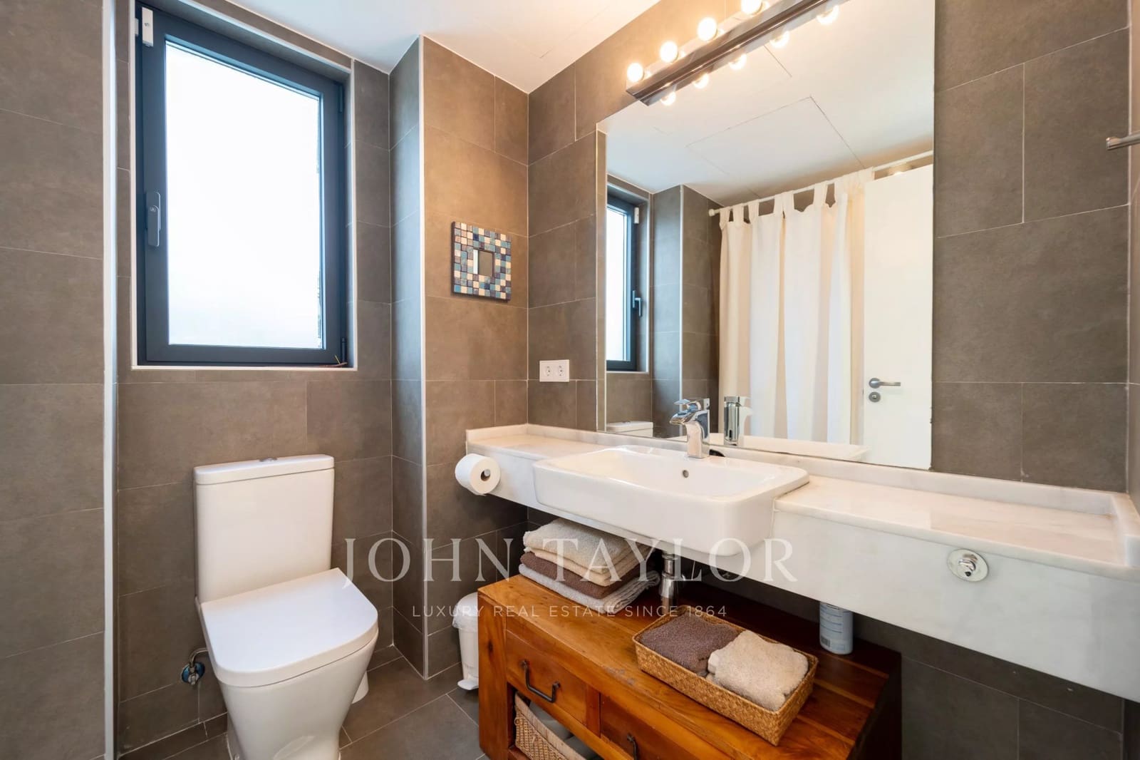 3 bedroom Apartment for sale in Santa Eulalia / Santa Eularia - € 1,090,000 (Ref: 9493943)