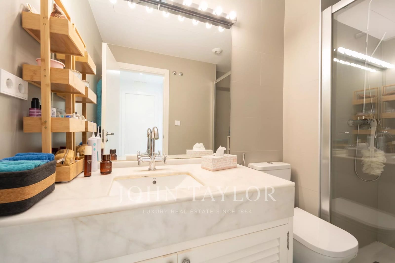 3 bedroom Apartment for sale in Santa Eulalia / Santa Eularia - € 1,090,000 (Ref: 9493943)