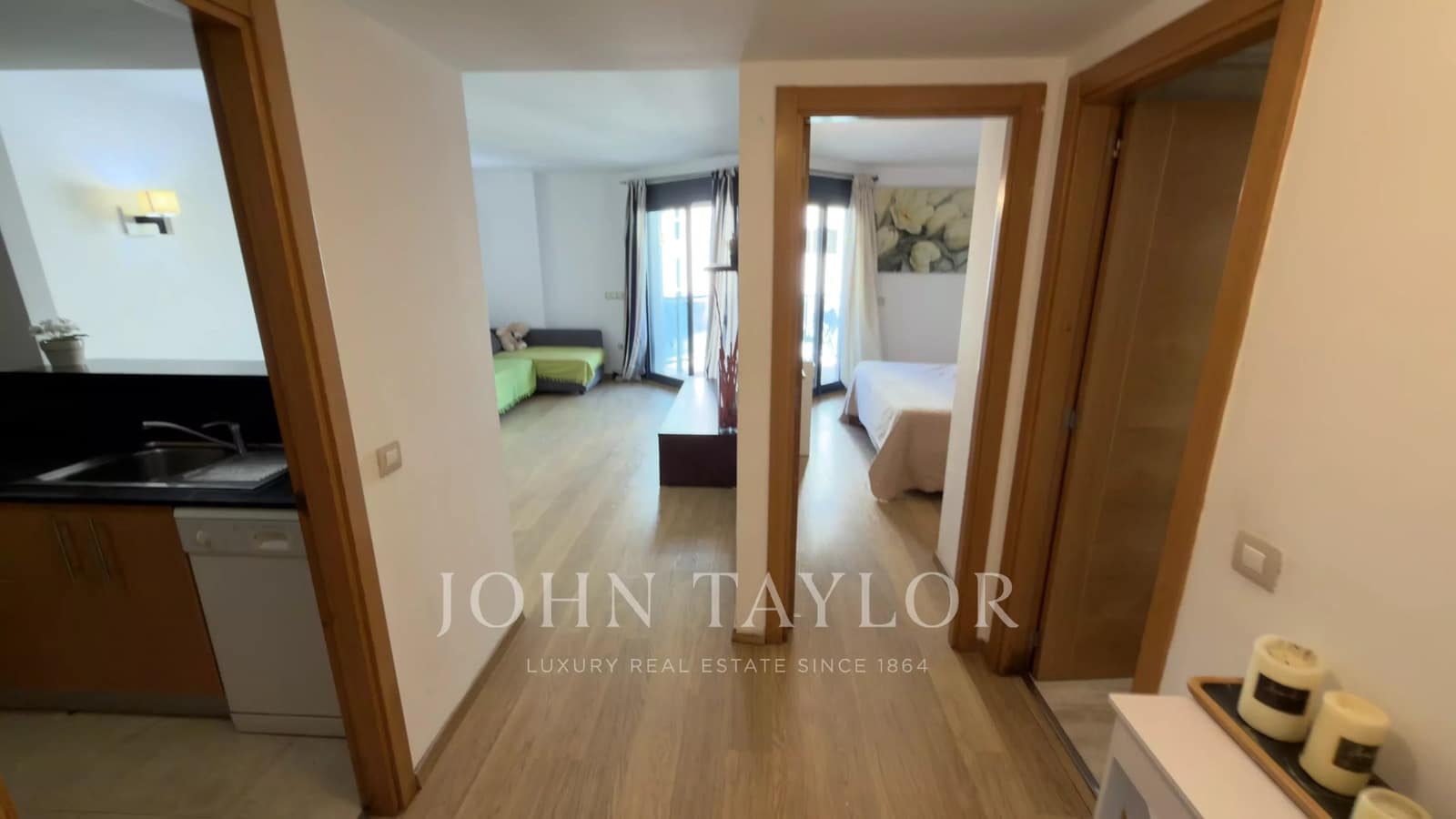 1 bedroom Apartment for sale in Ibiza / Eivissa town - € 495,000 (Ref: 9503549)