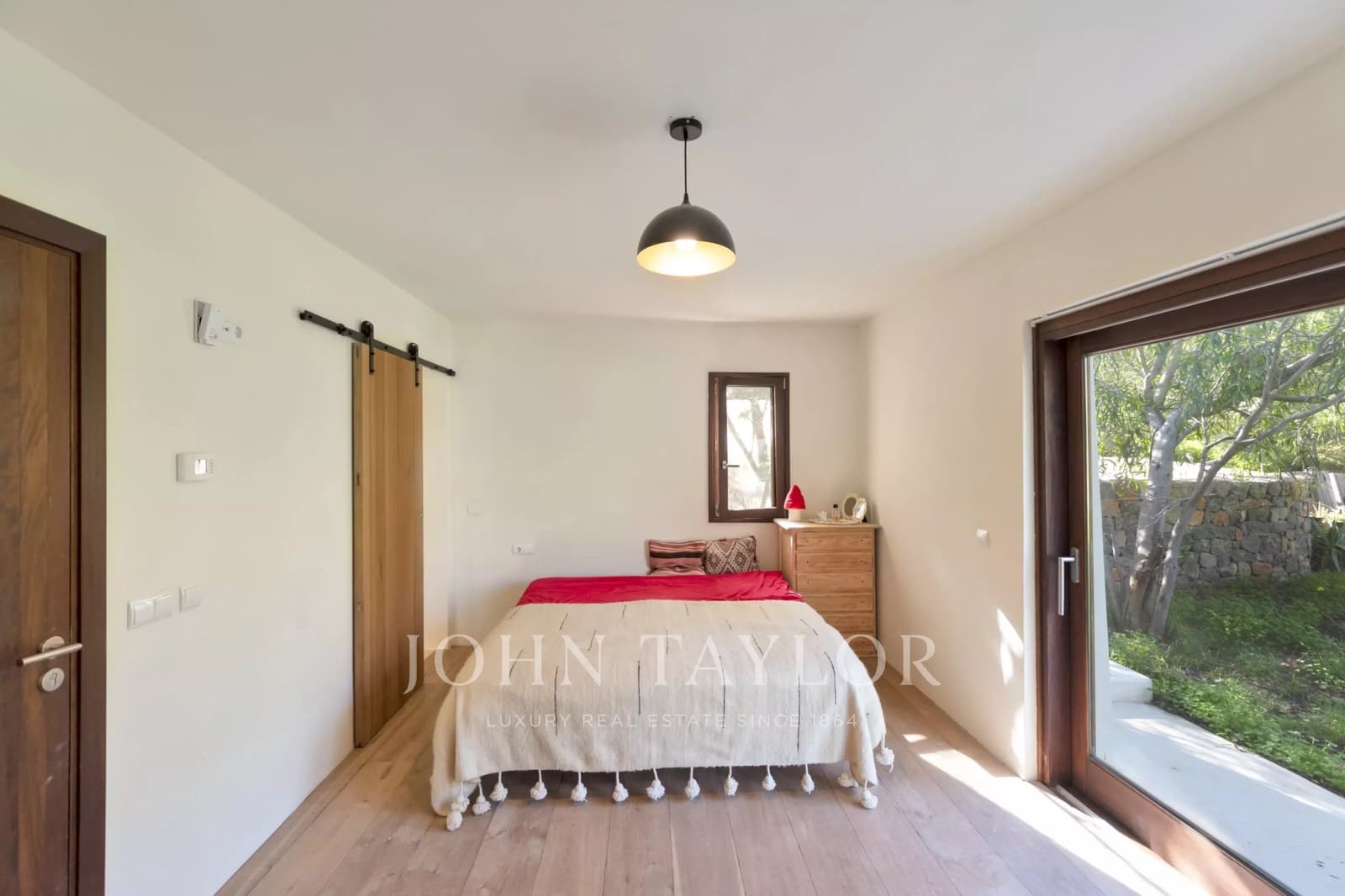 6 soveværelse Villa til salg i Sant Carles de Peralta med swimmingpool - € 5.850.000 (Ref: 9525810)