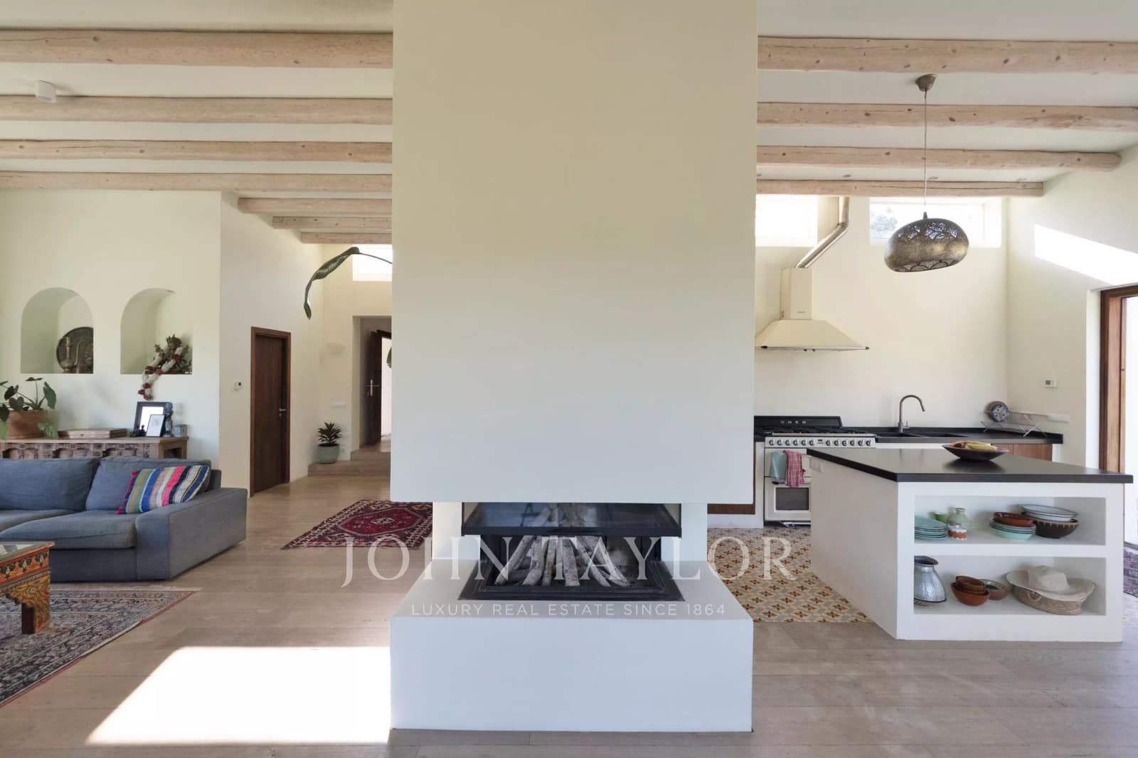 6 soveværelse Villa til salg i Sant Carles de Peralta med swimmingpool - € 5.850.000 (Ref: 9525810)