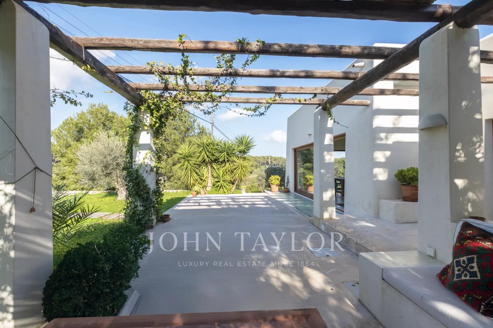 6 soveværelse Villa til salg i Sant Carles de Peralta med swimmingpool - € 5.850.000 (Ref: 9525810)