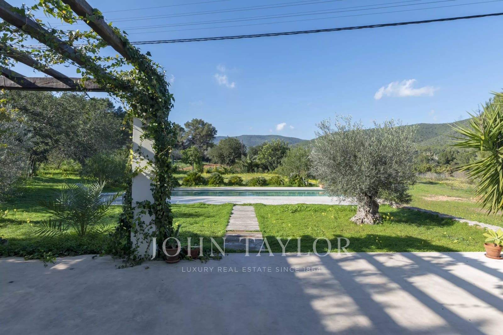 6 soveværelse Villa til salg i Sant Carles de Peralta med swimmingpool - € 5.850.000 (Ref: 9525810)