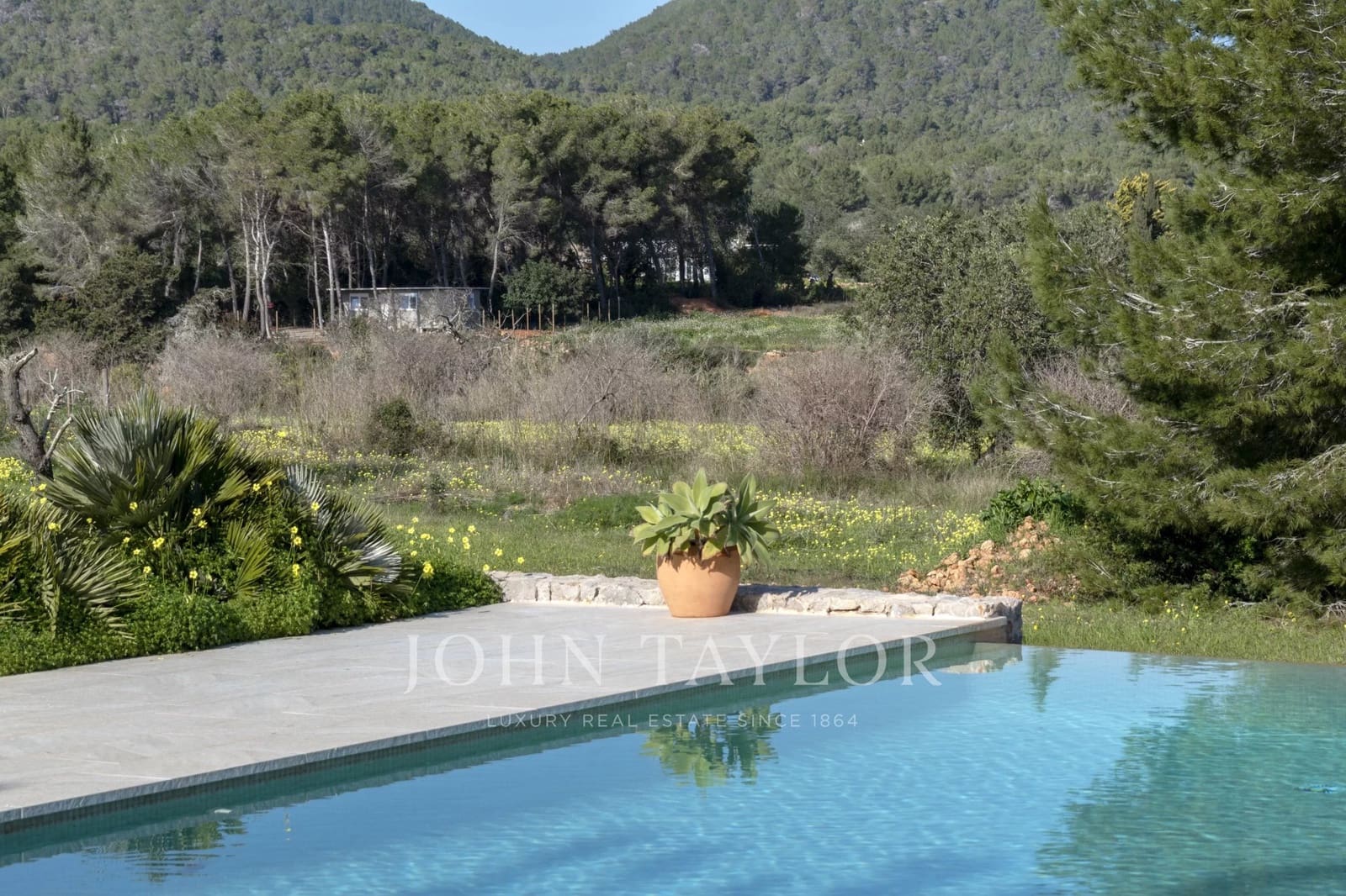 6 soveværelse Villa til salg i Sant Carles de Peralta med swimmingpool - € 5.850.000 (Ref: 9525810)