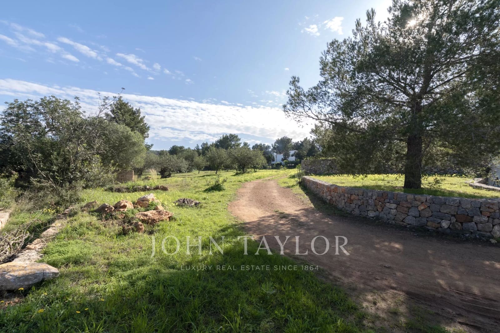 6 soveværelse Villa til salg i Sant Carles de Peralta med swimmingpool - € 5.850.000 (Ref: 9525810)