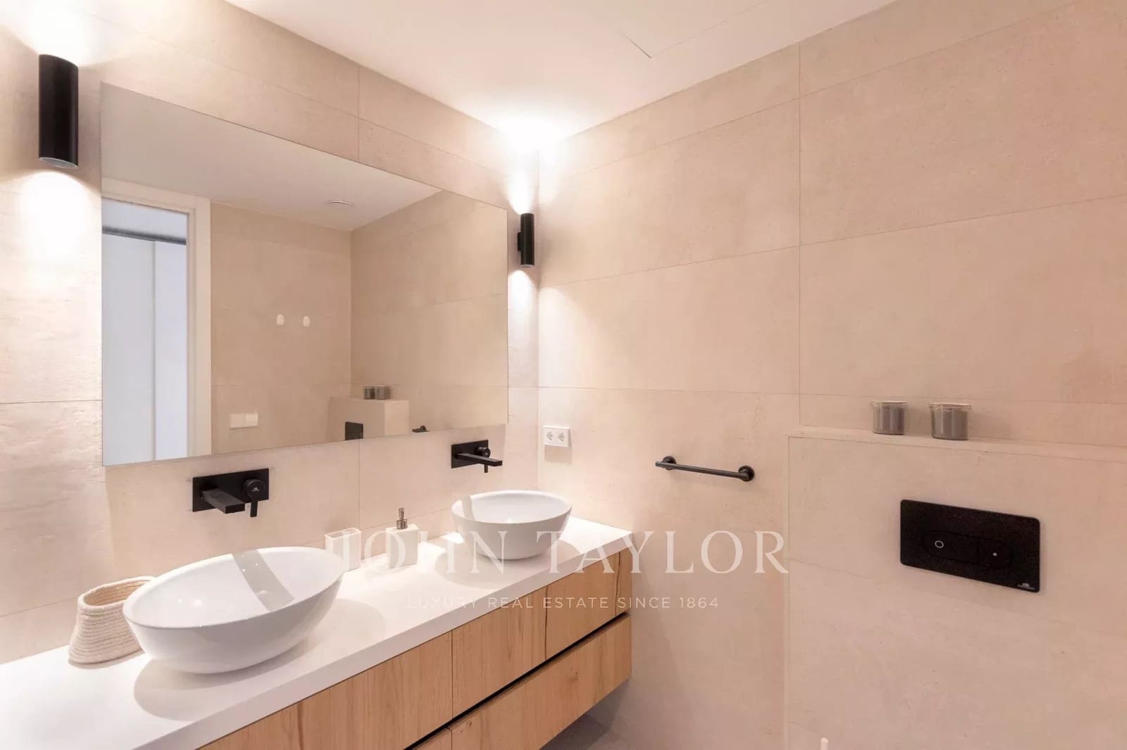 4 soverom Leilighet til salgs i Cala Llenya med svømmebasseng garasje - € 1 990 000 (Ref: 9564095)