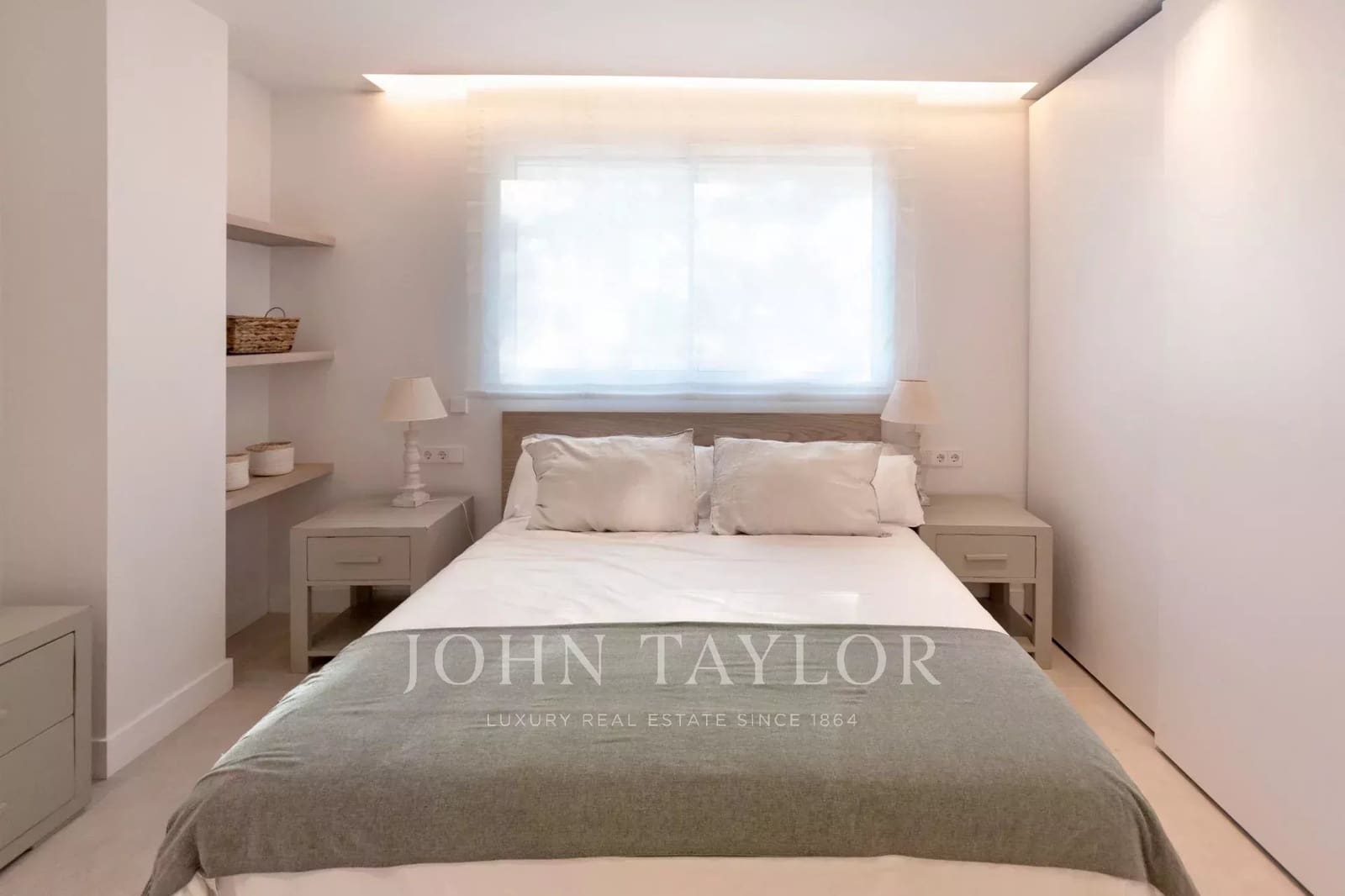 4 soverom Leilighet til salgs i Cala Llenya med svømmebasseng garasje - € 1 990 000 (Ref: 9564095)