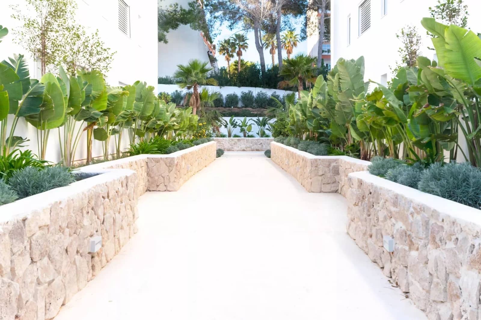 4 soverom Leilighet til salgs i Cala Llenya med svømmebasseng garasje - € 1 990 000 (Ref: 9564095)