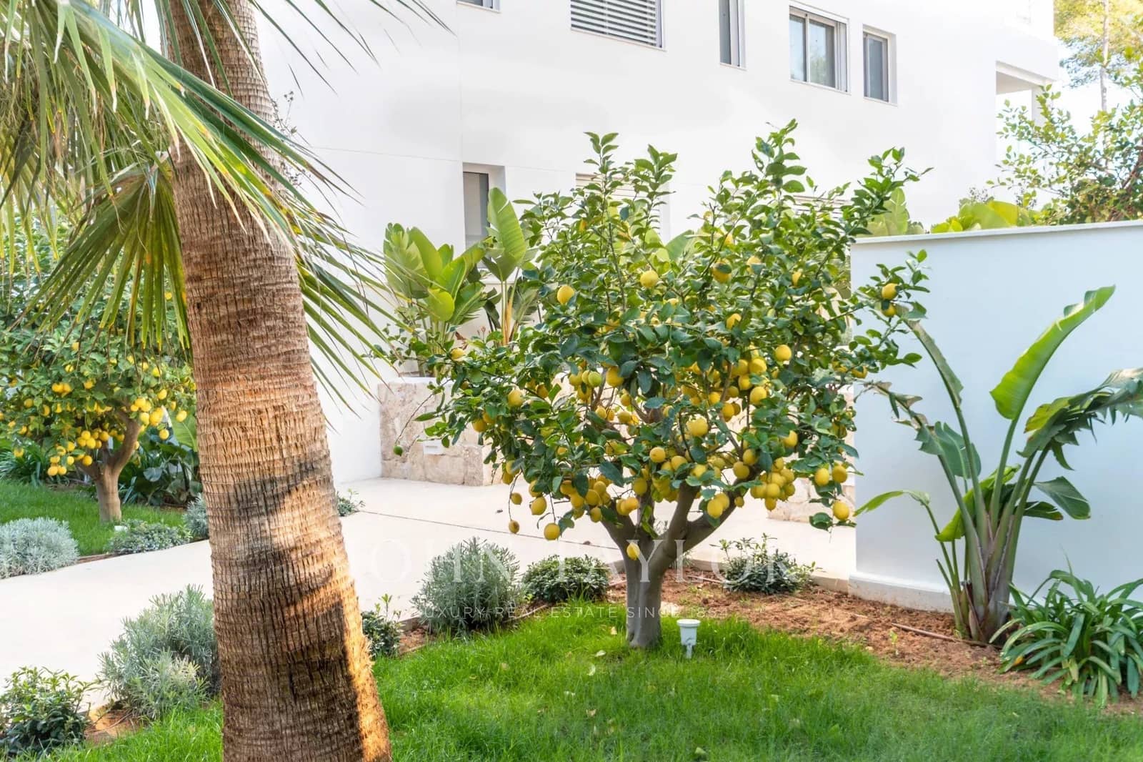 4 soverom Leilighet til salgs i Cala Llenya med svømmebasseng garasje - € 1 990 000 (Ref: 9564095)