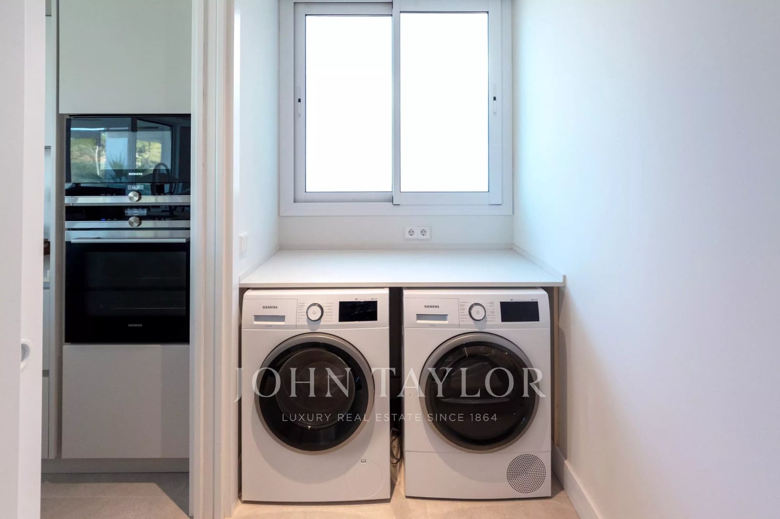 4 soverom Leilighet til salgs i Cala Llenya med svømmebasseng garasje - € 2 495 000 (Ref: 9564096)