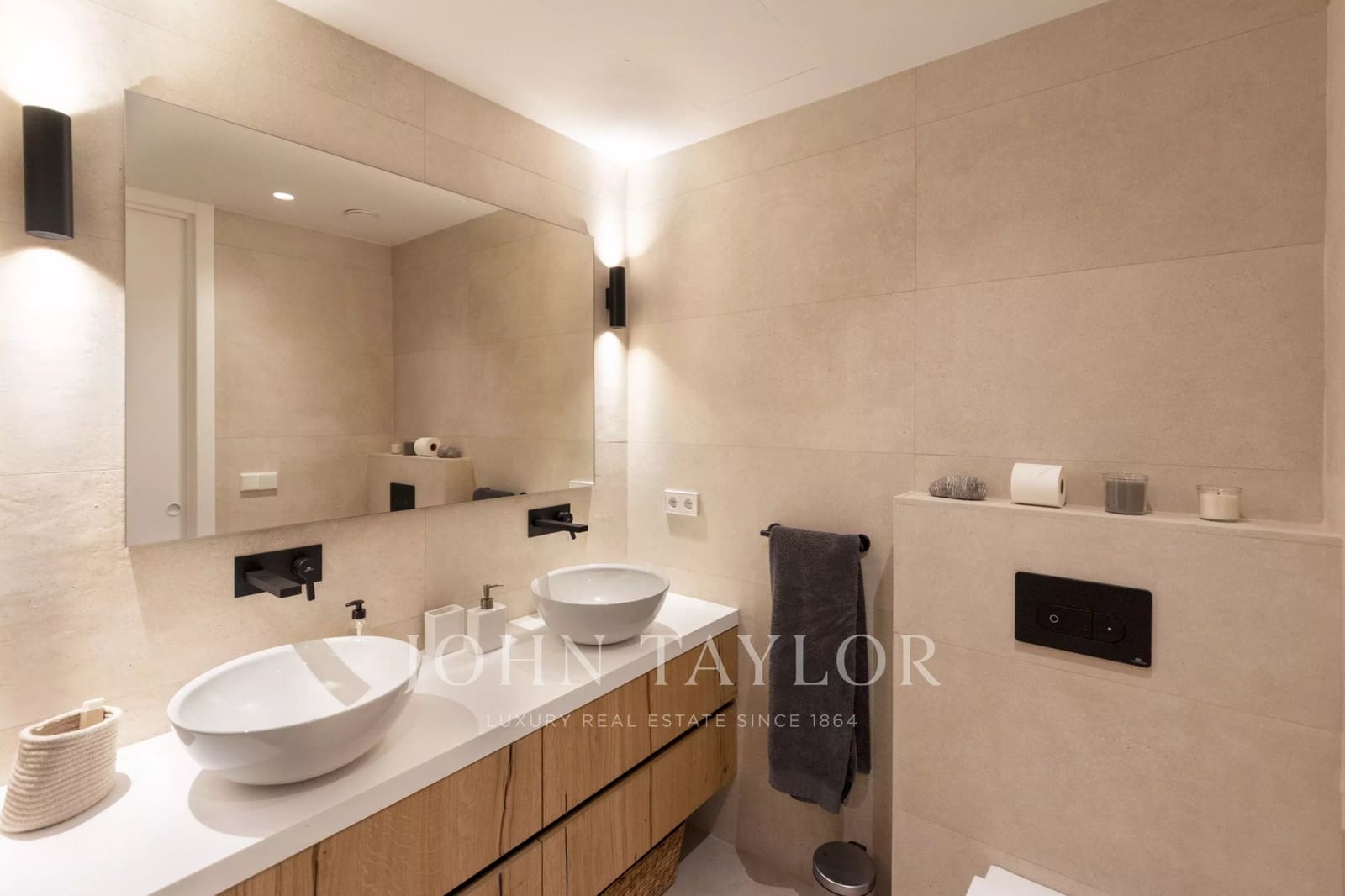 4 soverom Leilighet til salgs i Cala Llenya med svømmebasseng garasje - € 2 495 000 (Ref: 9564096)