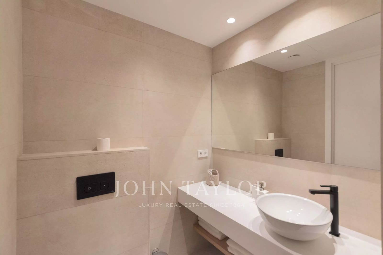 4 soverom Leilighet til salgs i Cala Llenya med svømmebasseng garasje - € 2 495 000 (Ref: 9564096)