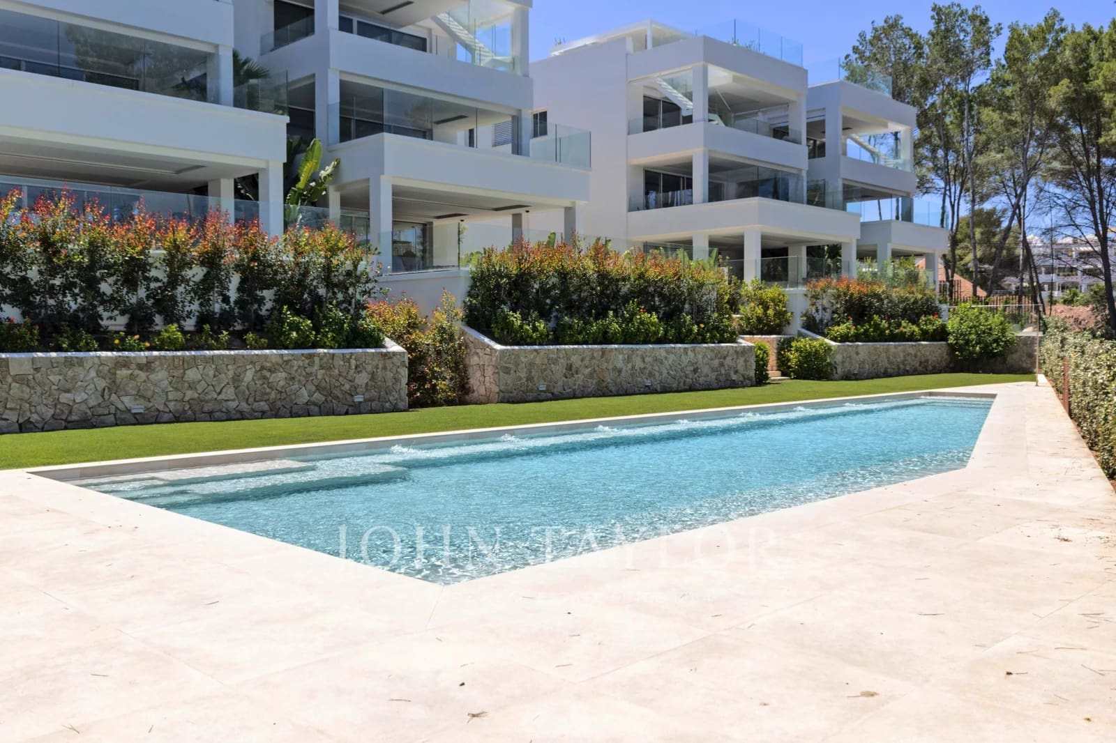 4 soverom Leilighet til salgs i Cala Llenya med svømmebasseng garasje - € 2 495 000 (Ref: 9564096)