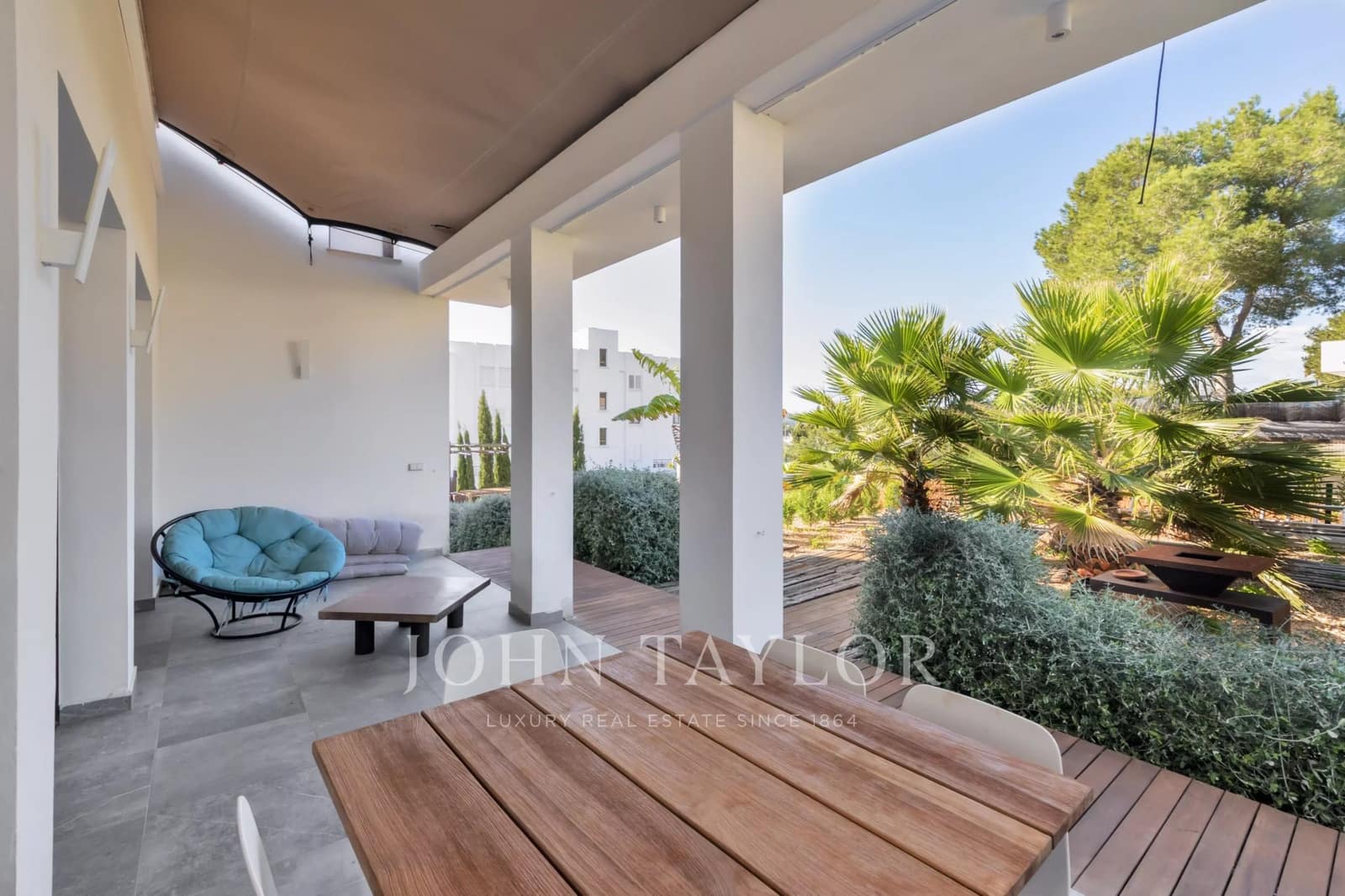 Apartamento de 3 habitaciones en Santa Eulalia / Santa Eularia en venta con piscina garaje - 3.380.000 € (Ref: 9570245)
