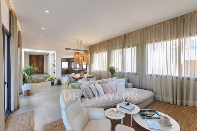 Apartamento de 3 habitaciones en Santa Eulalia / Santa Eularia en venta con piscina garaje - 3.380.000 € (Ref: 9570245)