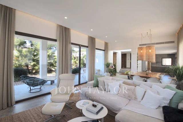 Apartamento de 3 habitaciones en Santa Eulalia / Santa Eularia en venta con piscina garaje - 3.380.000 € (Ref: 9570245)