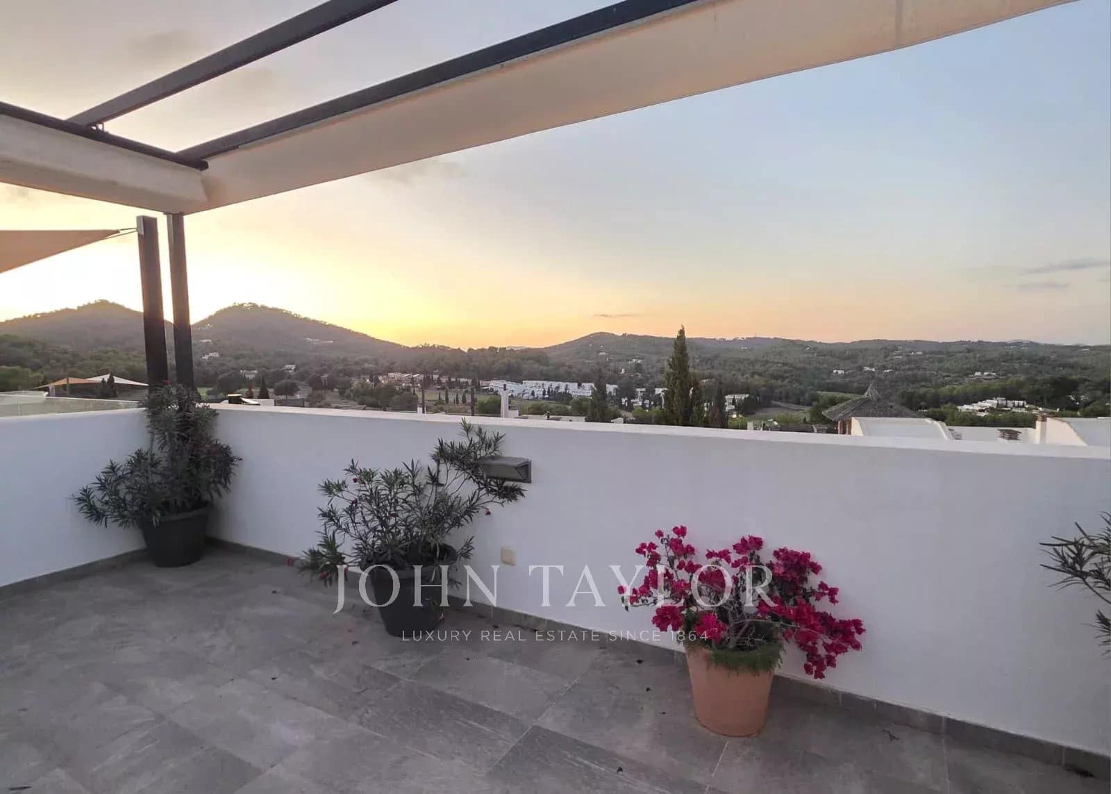 Apartamento de 3 habitaciones en Roca Llisa en venta - 990.000 € (Ref: 9570246)