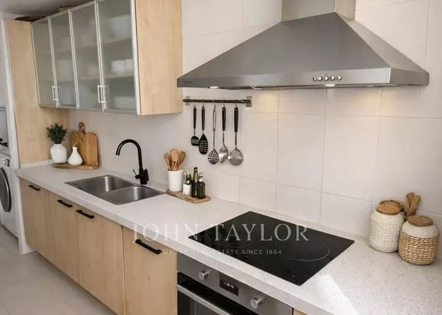 2 soverom Leilighet til salgs i Ibiza by med svømmebasseng - € 579 000 (Ref: 9573445)