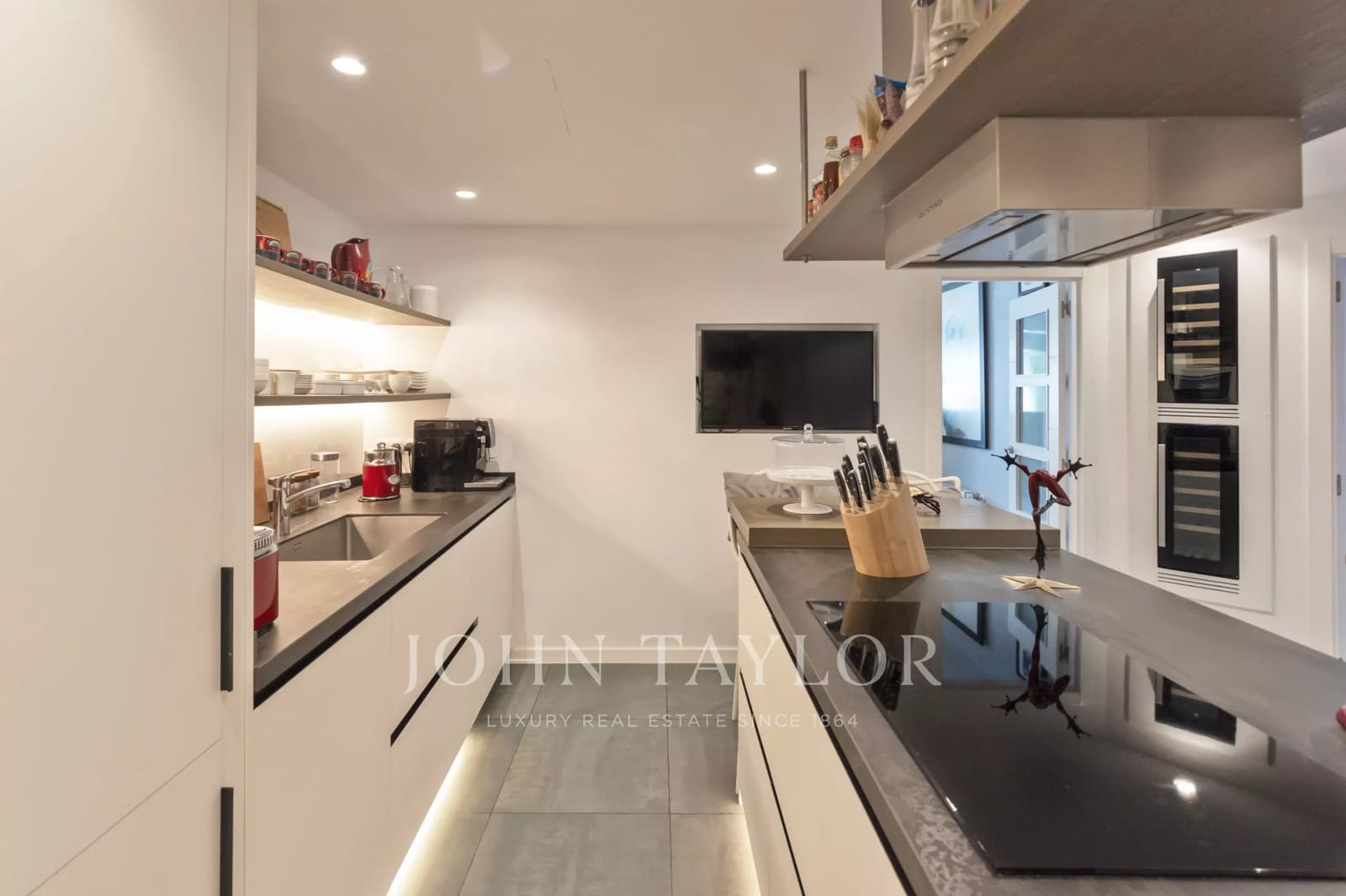3 quarto Apartamento para venda em Santa Eulalia / Santa Eularia com piscina - 849 500 € (Ref: 9969090)