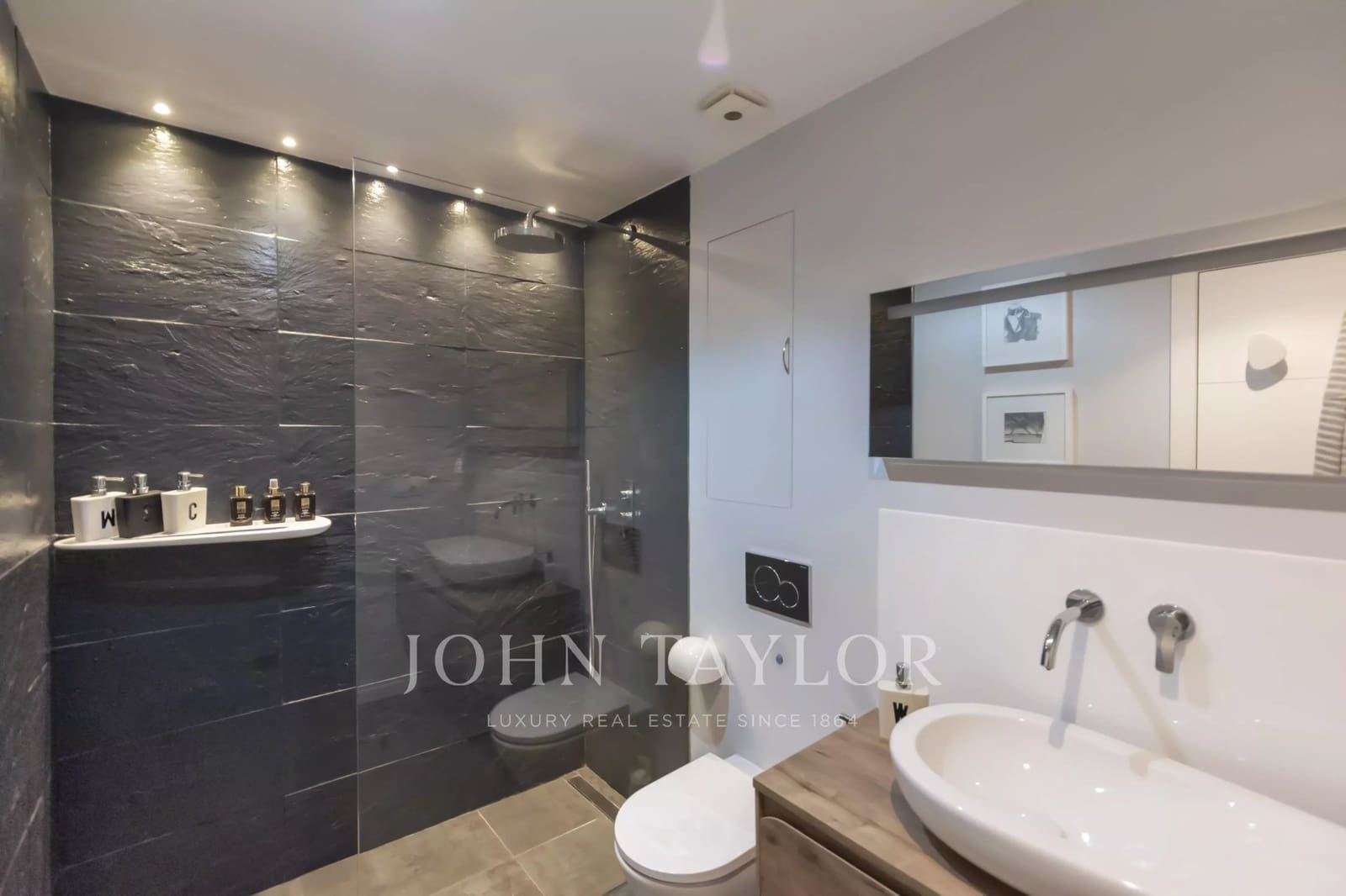 3 quarto Apartamento para venda em Santa Eulalia / Santa Eularia com piscina - 849 500 € (Ref: 9969090)