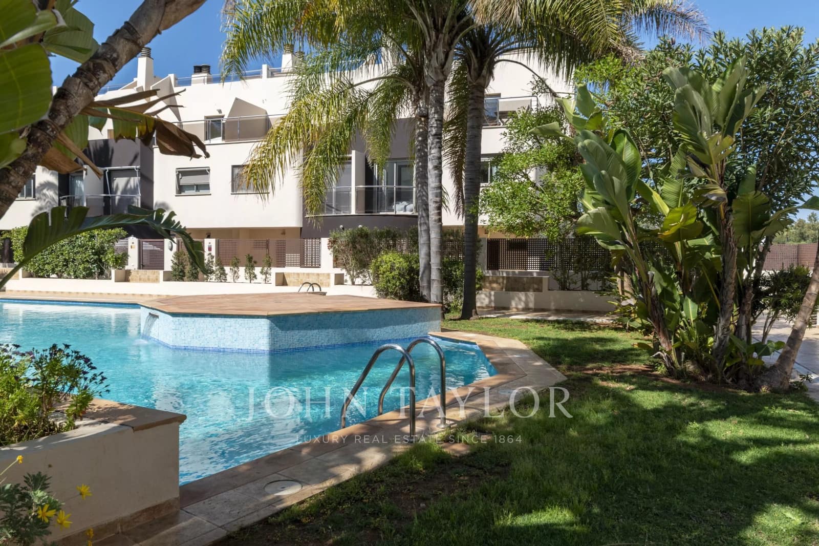 3 quarto Apartamento para venda em Santa Eulalia / Santa Eularia com piscina - 849 500 € (Ref: 9969090)