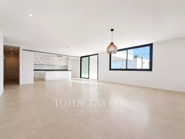 4 quarto Moradia para venda em Santa Eulalia / Santa Eularia com piscina garagem - 2 350 000 € (Ref: 9969092)
