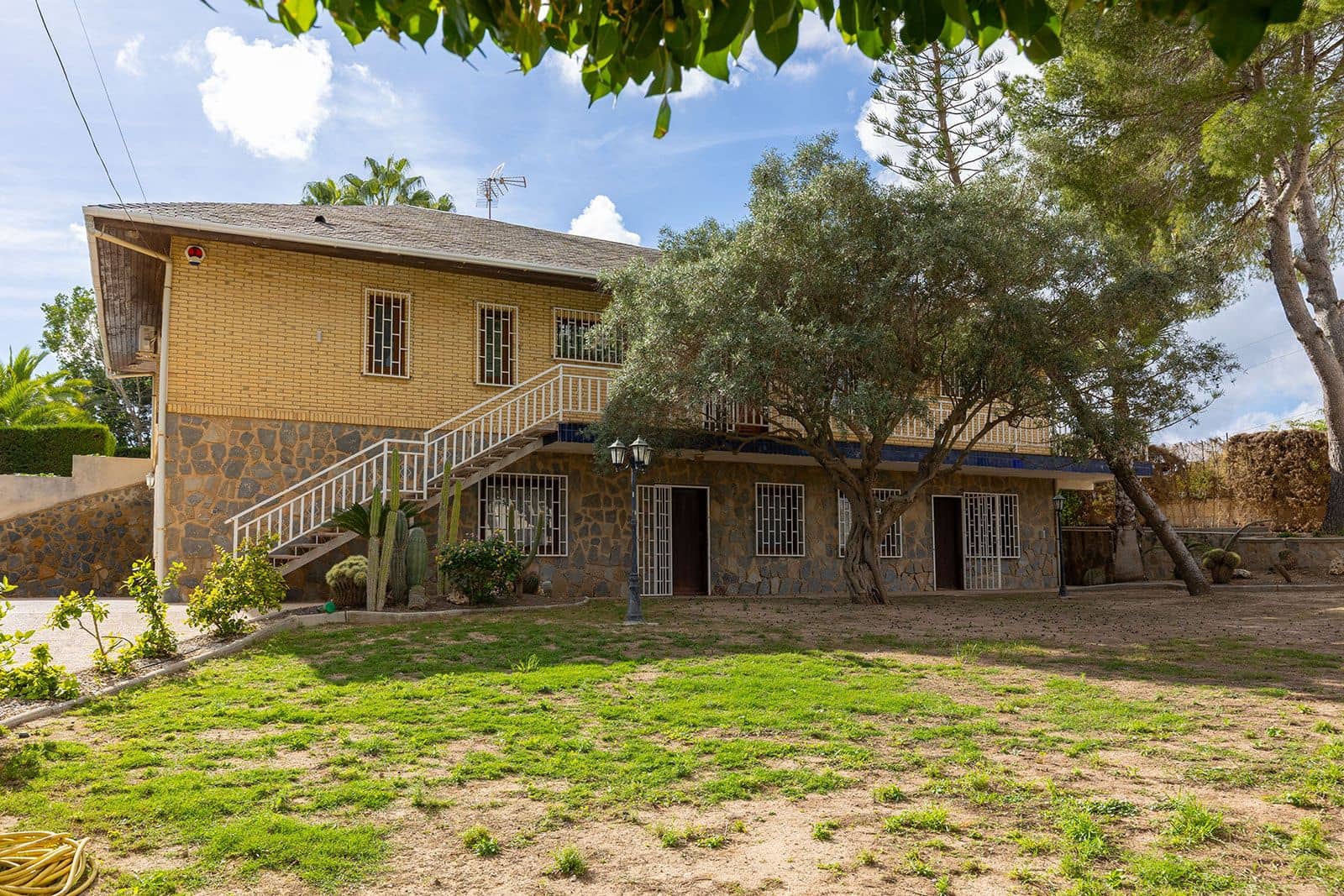 5 sovrum Villa till salu i Filipinas med pool garage - 670 000 € (Ref: 9656641)