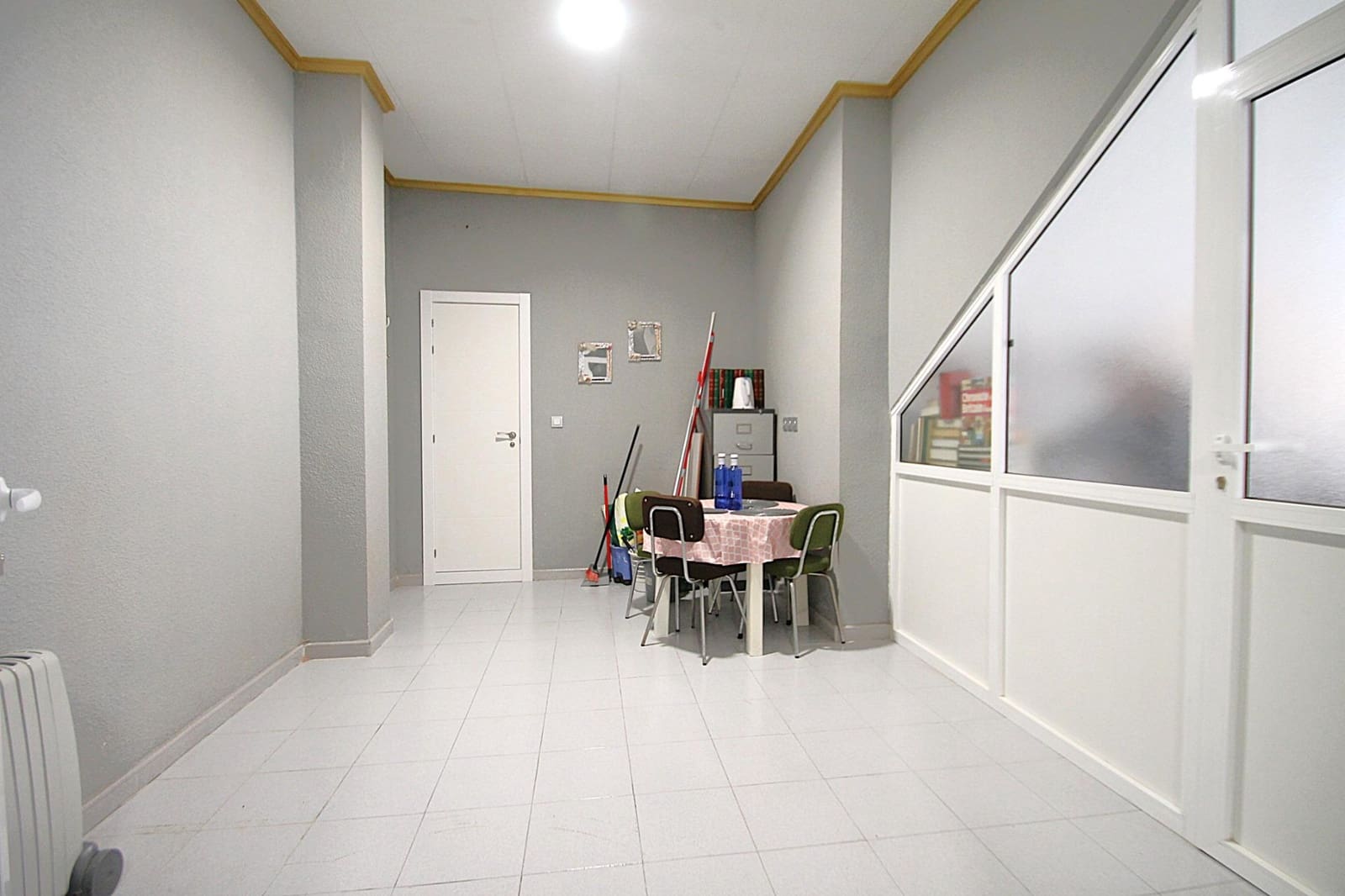 3 camera da letto Commerciale in vendita in Torrevieja - 180.000 € (Rif: 9656643)