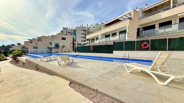 Apartamento de 2 habitaciones en Lomas de Campoamor - Las Ramblas, Orihuela en venta con piscina - 299.000 € (Ref: 9656647)