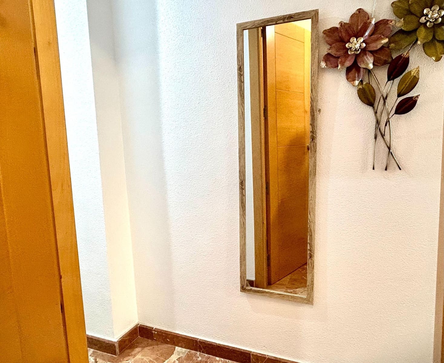 3 bedroom Apartment for sale in Torrevieja - € 148,000 (Ref: 9683505)