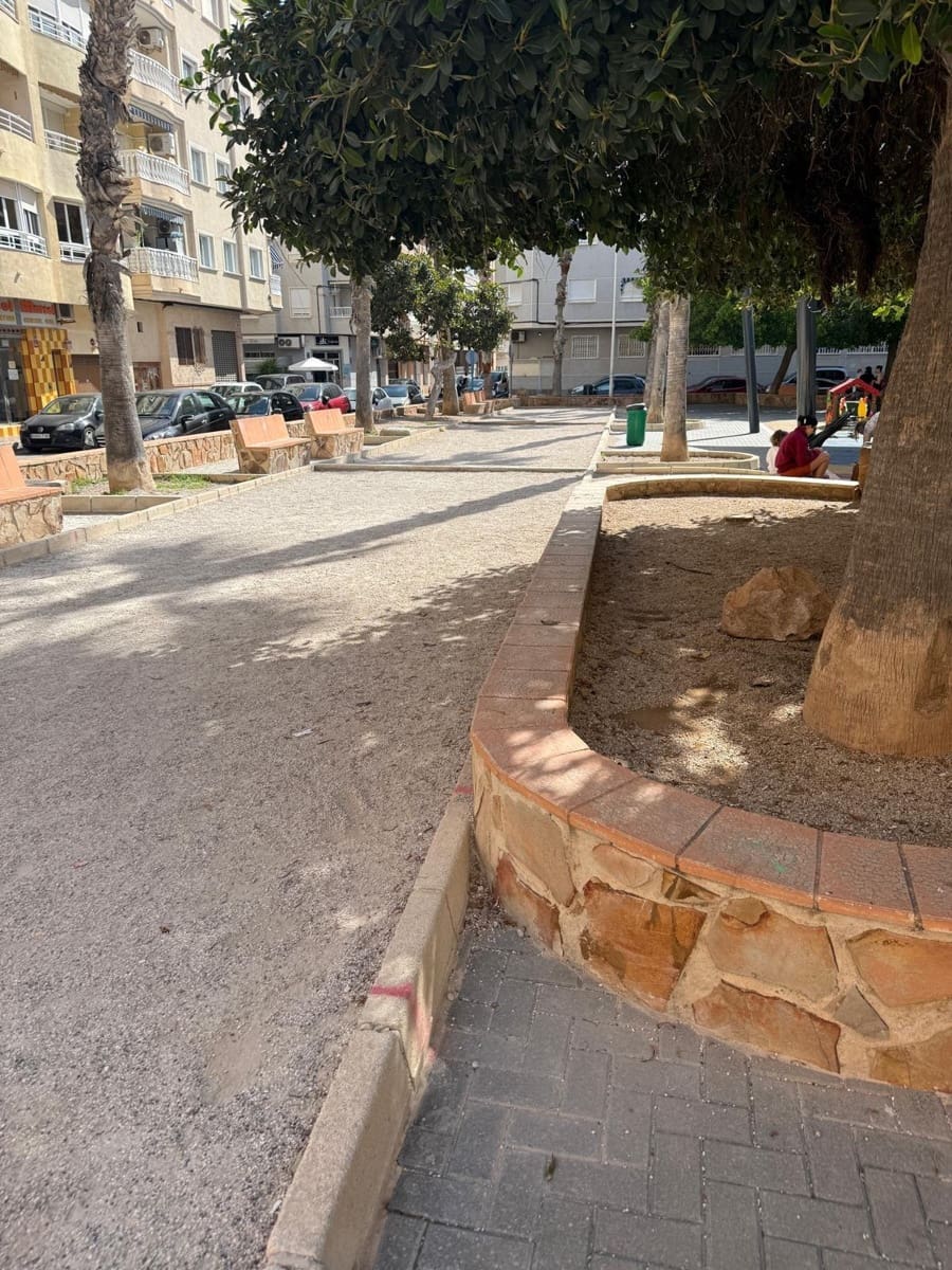 2 quarto Apartamento para venda em Torrevieja com piscina - 159 000 € (Ref: 9797064)