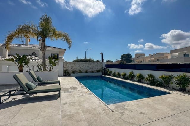 4 slaapkamer Villa te koop in Villamartin, Orihuela met zwembad garage - € 2.950.000 (Ref: 9815834)