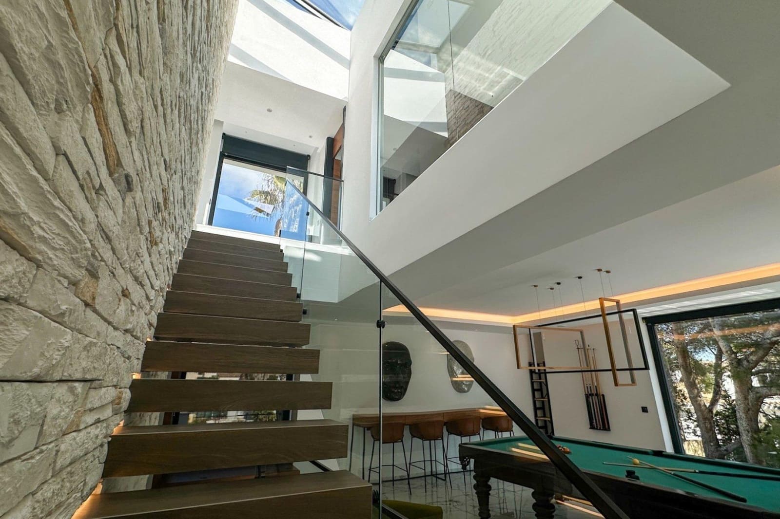 4 slaapkamer Villa te koop in Villamartin met zwembad garage - € 2.950.000 (Ref: 9815834)