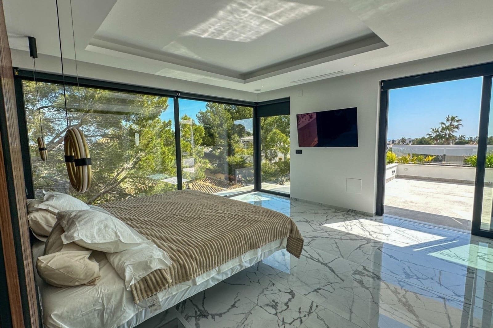 4 slaapkamer Villa te koop in Villamartin met zwembad garage - € 2.950.000 (Ref: 9815834)