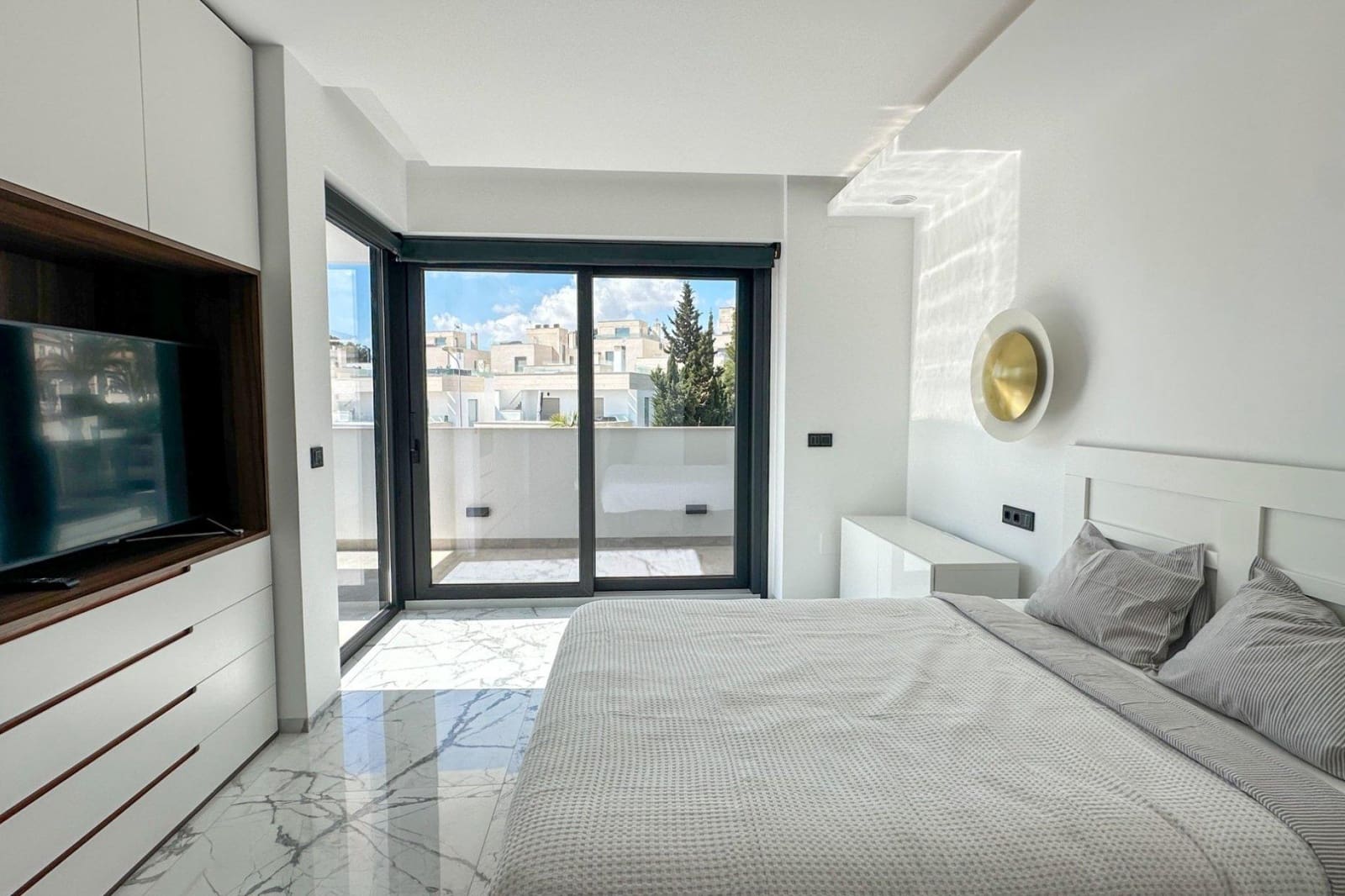4 slaapkamer Villa te koop in Villamartin met zwembad garage - € 2.950.000 (Ref: 9815834)