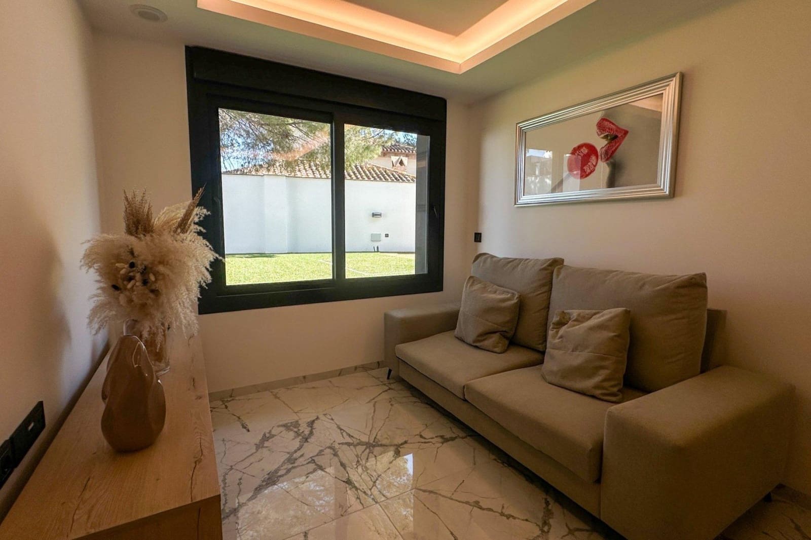 4 slaapkamer Villa te koop in Villamartin met zwembad garage - € 2.950.000 (Ref: 9815834)